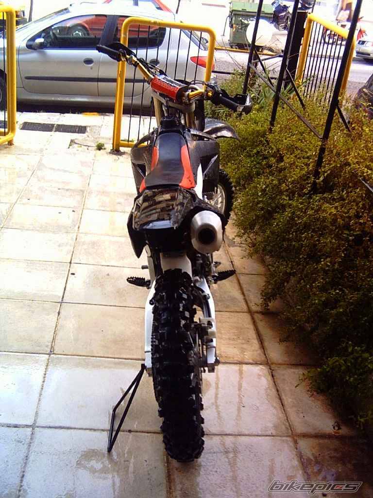 2002 HONDA CRF 450 | Picture 202052 motorcycle photo