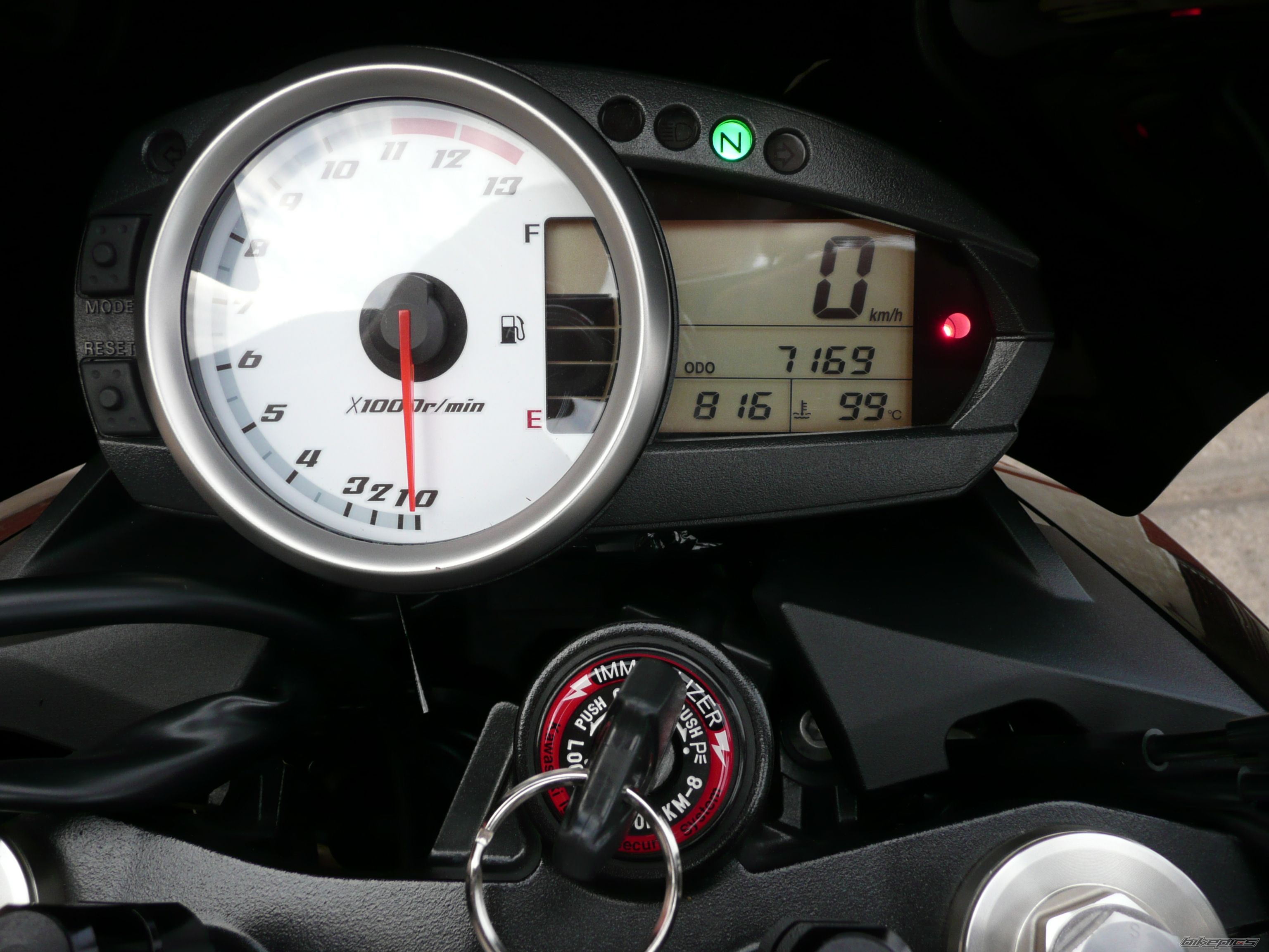 2007 KAWASAKI Z 1000 | Picture 2021525 motorcycle photo