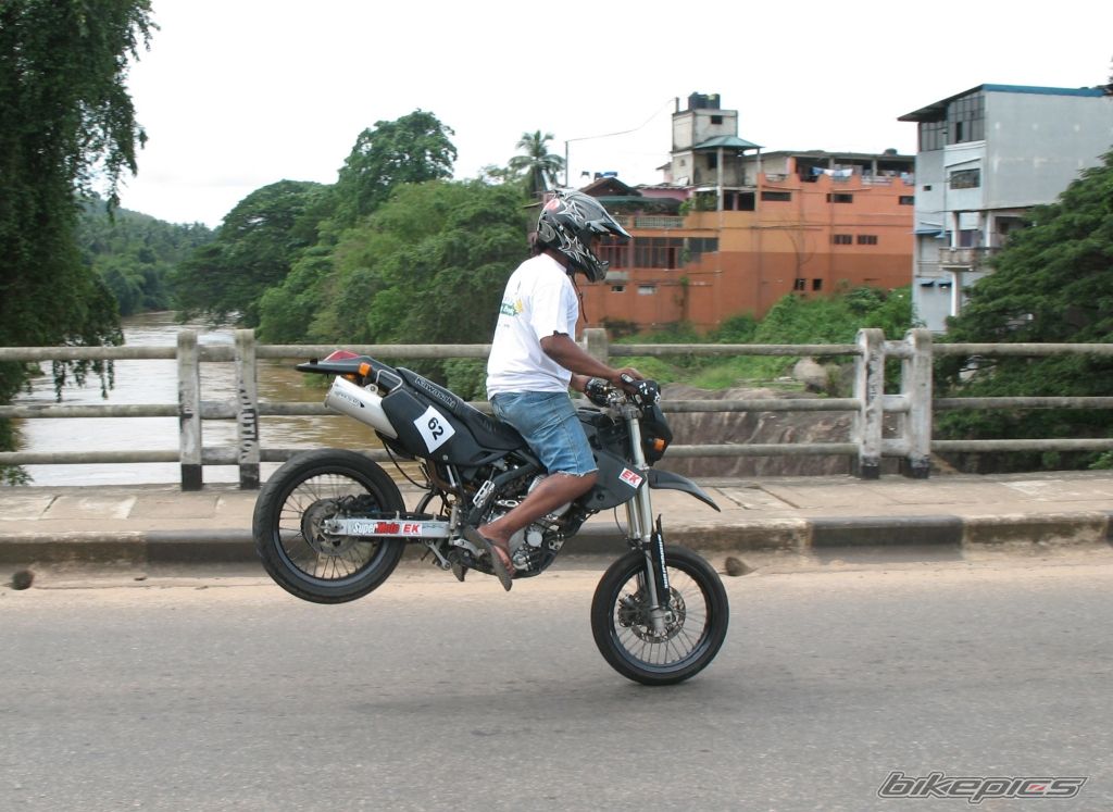 2002 KAWASAKI KAWASAKI D TRACKER | Picture 2022231 motorcycle photo