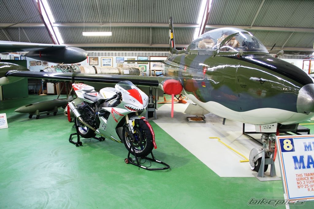 2003 YAMAHA YZF R1 | Picture 2022594 motorcycle photo