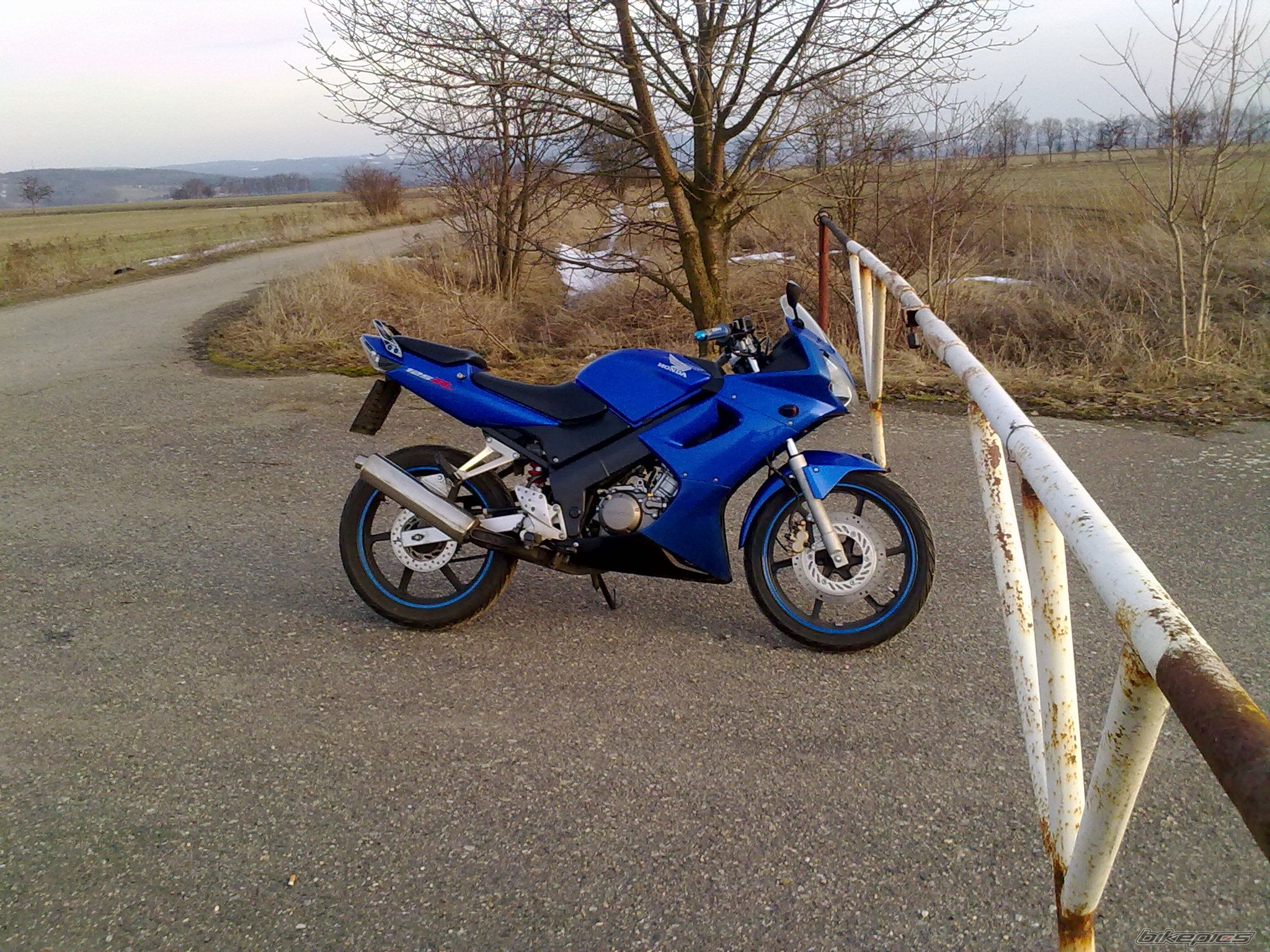 2004 HONDA CBR 125 | Picture 2023353 motorcycle photo