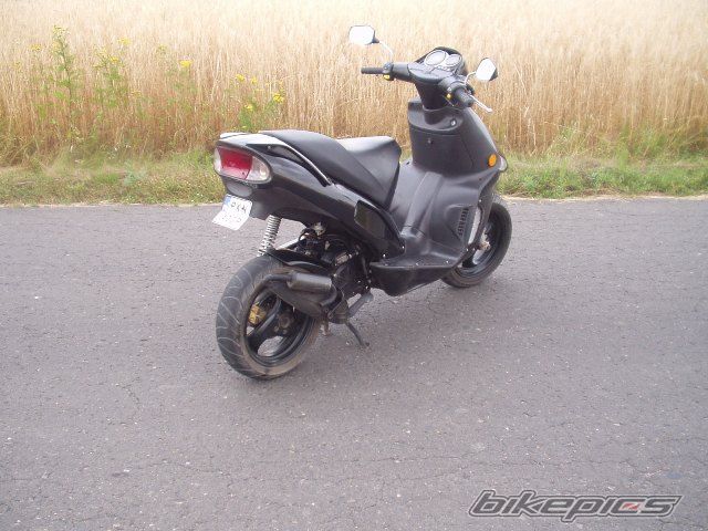 2004 DERBI GP1 | Picture 2024002 motorcycle photo