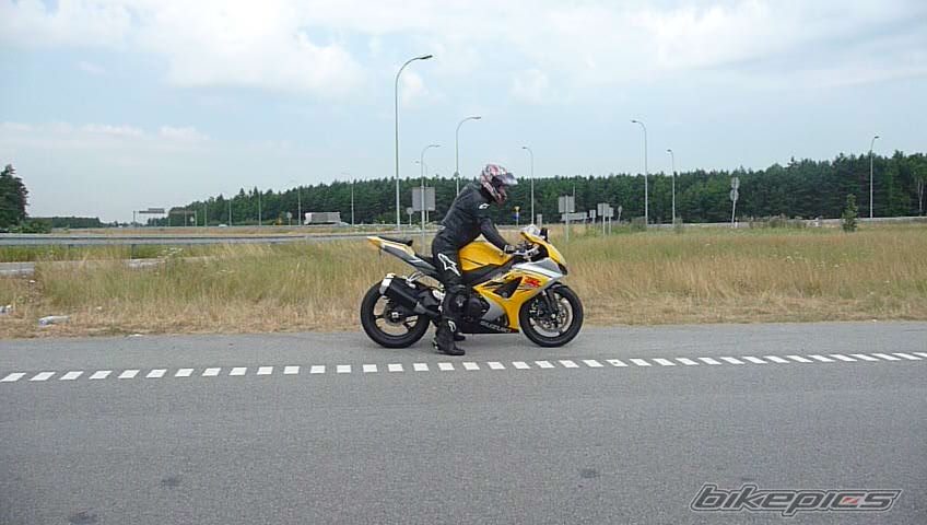 2007 SUZUKI GSX R 1000 | Picture 2024165 motorcycle photo