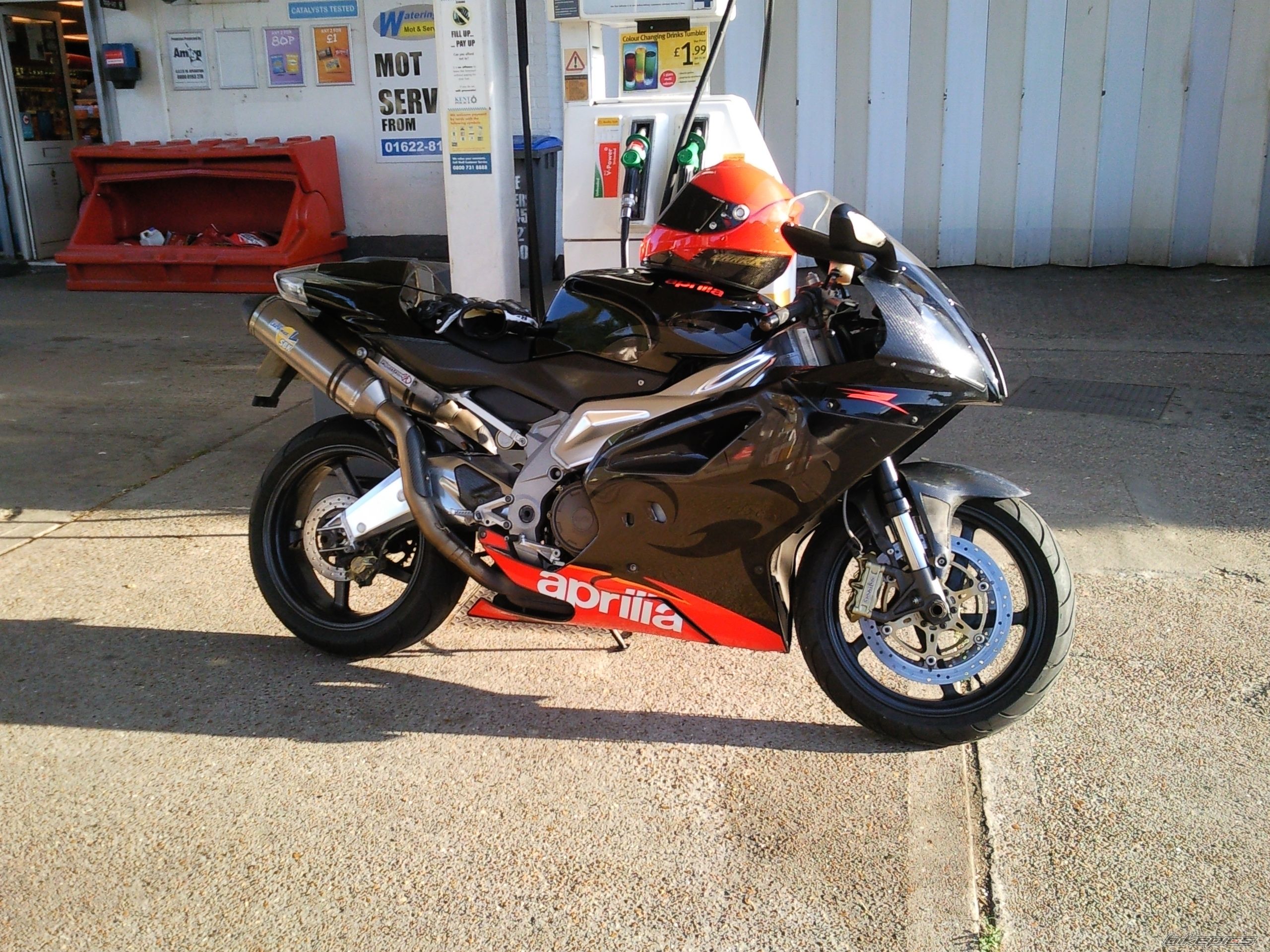 2005 APRILIA RSV 1000R MILLE | Picture 2024208 motorcycle photo