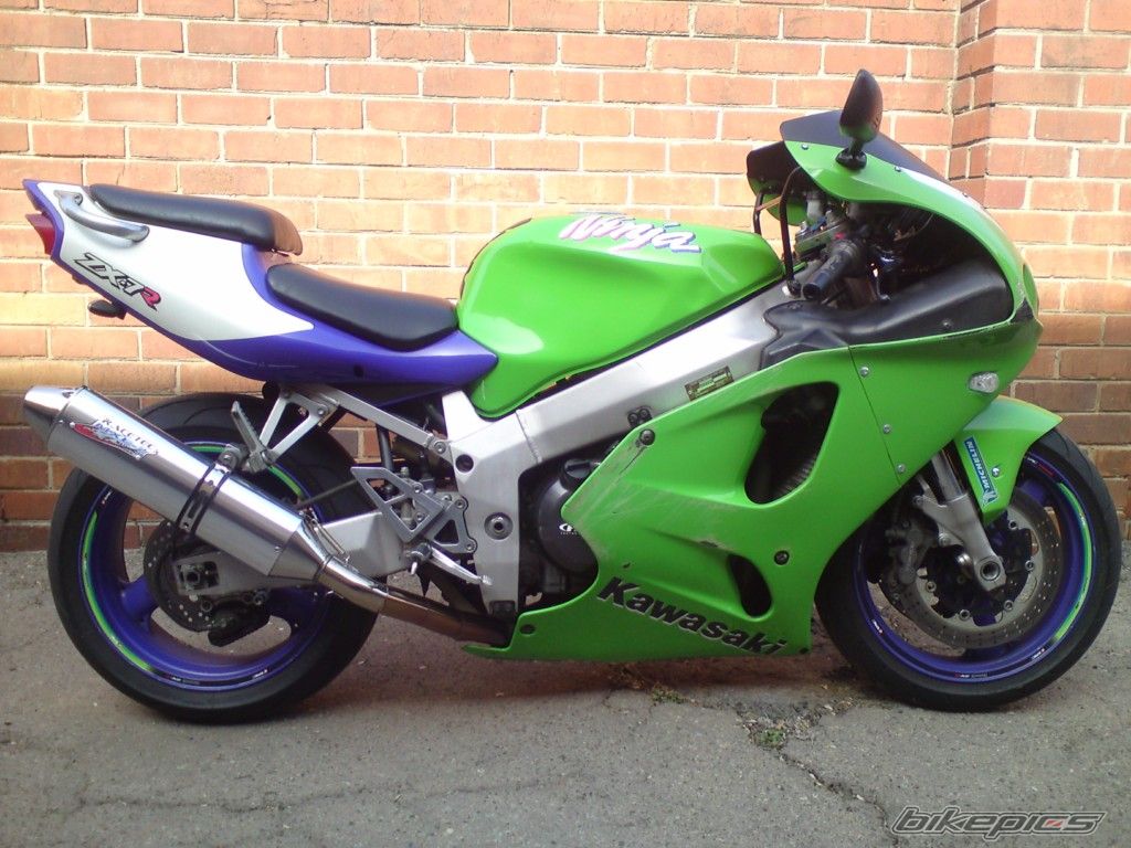 1997 KAWASAKI ZX 7R | Picture 2024468 motorcycle photo