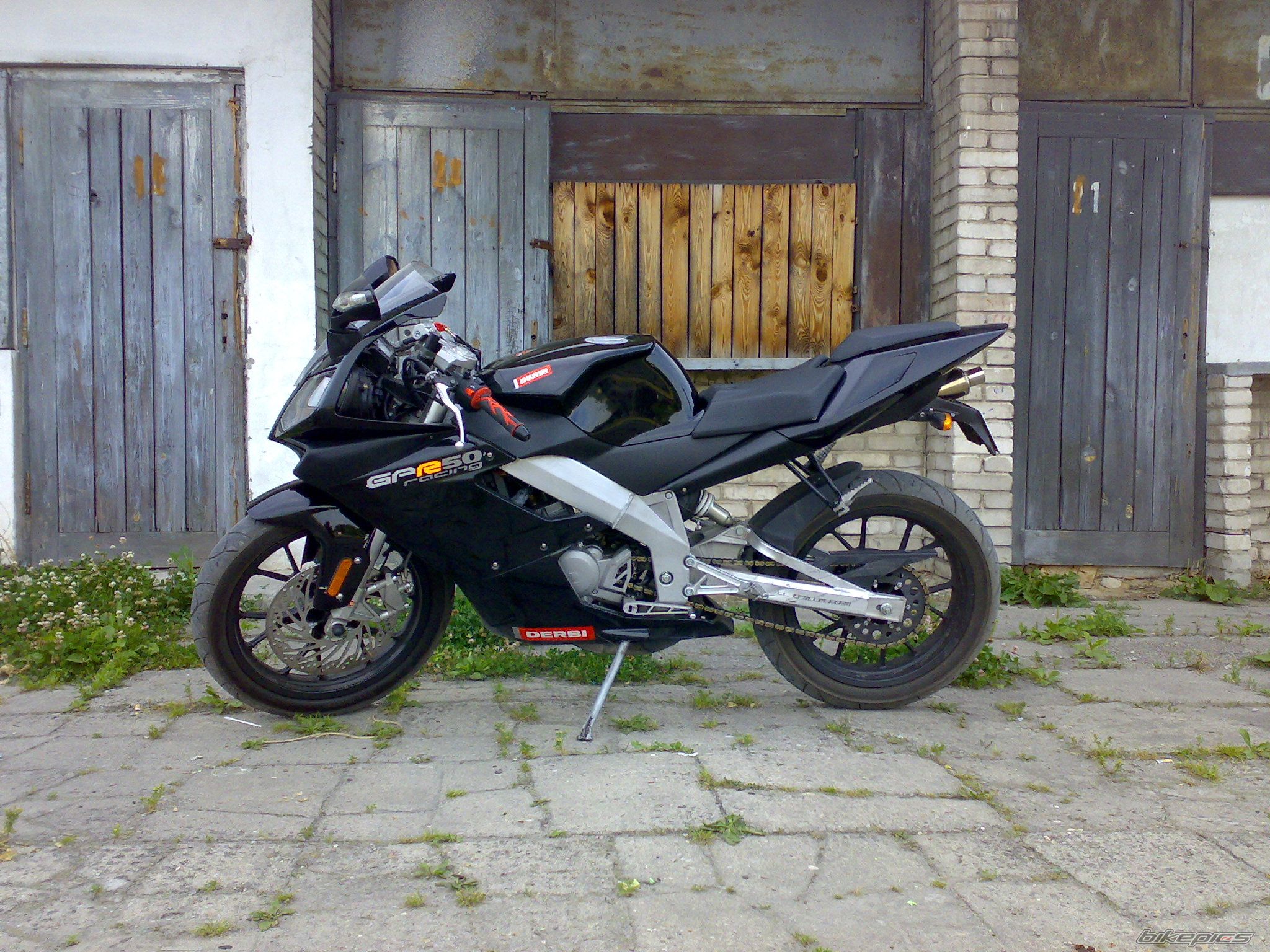 2006 DERBI GPR 50 RACING | Picture 2024576 motorcycle photo