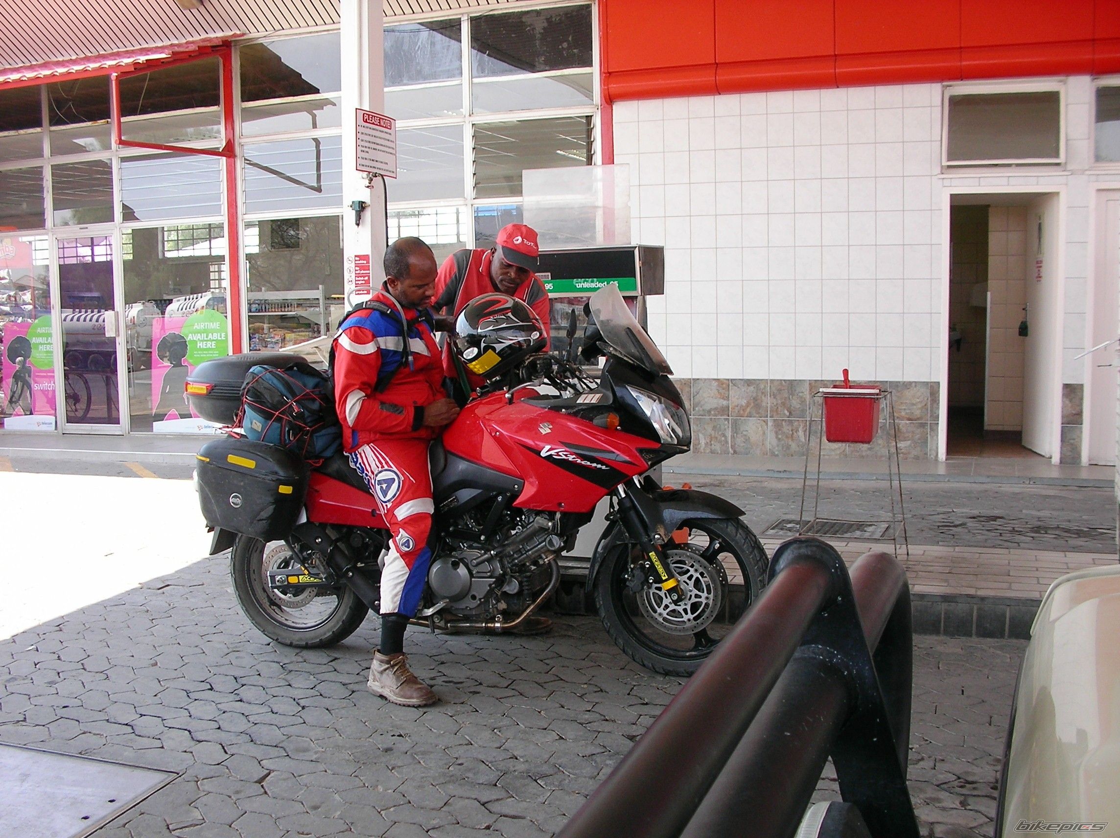2007 SUZUKI V STROM 650 | Picture 2027153 motorcycle photo