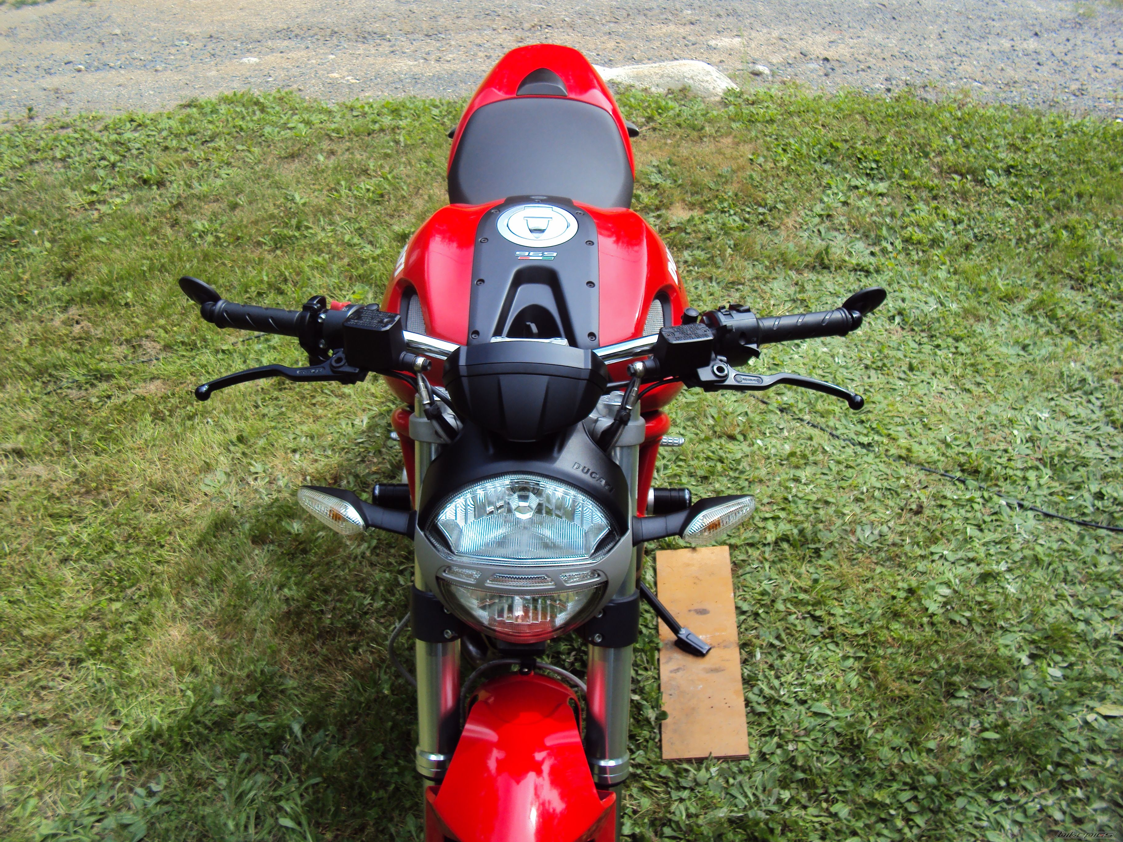 2009 DUCATI MONSTER 696 | Picture 2028202 motorcycle photo