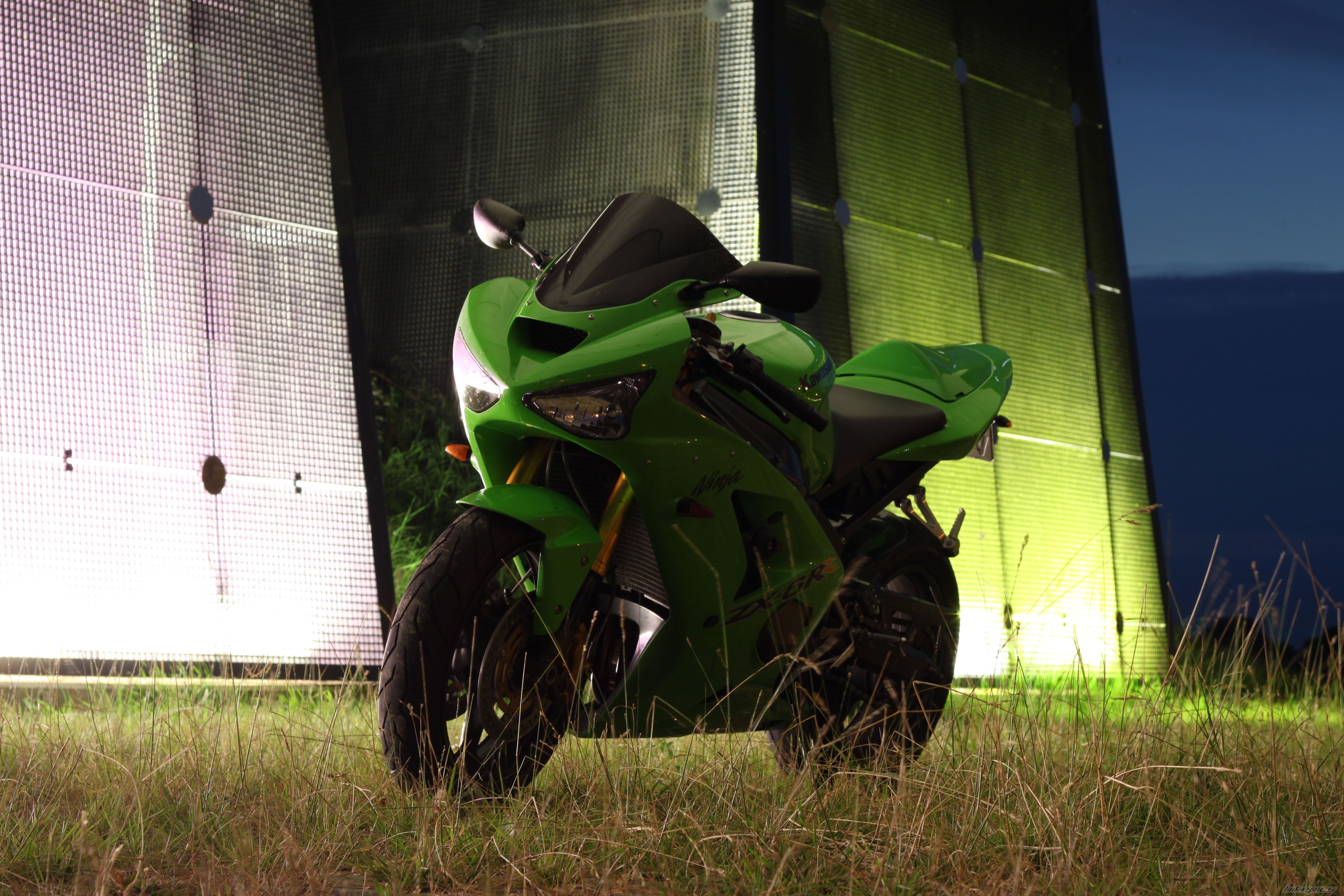 2004 KAWASAKI ZX 6R | Picture 2029611 motorcycle photo