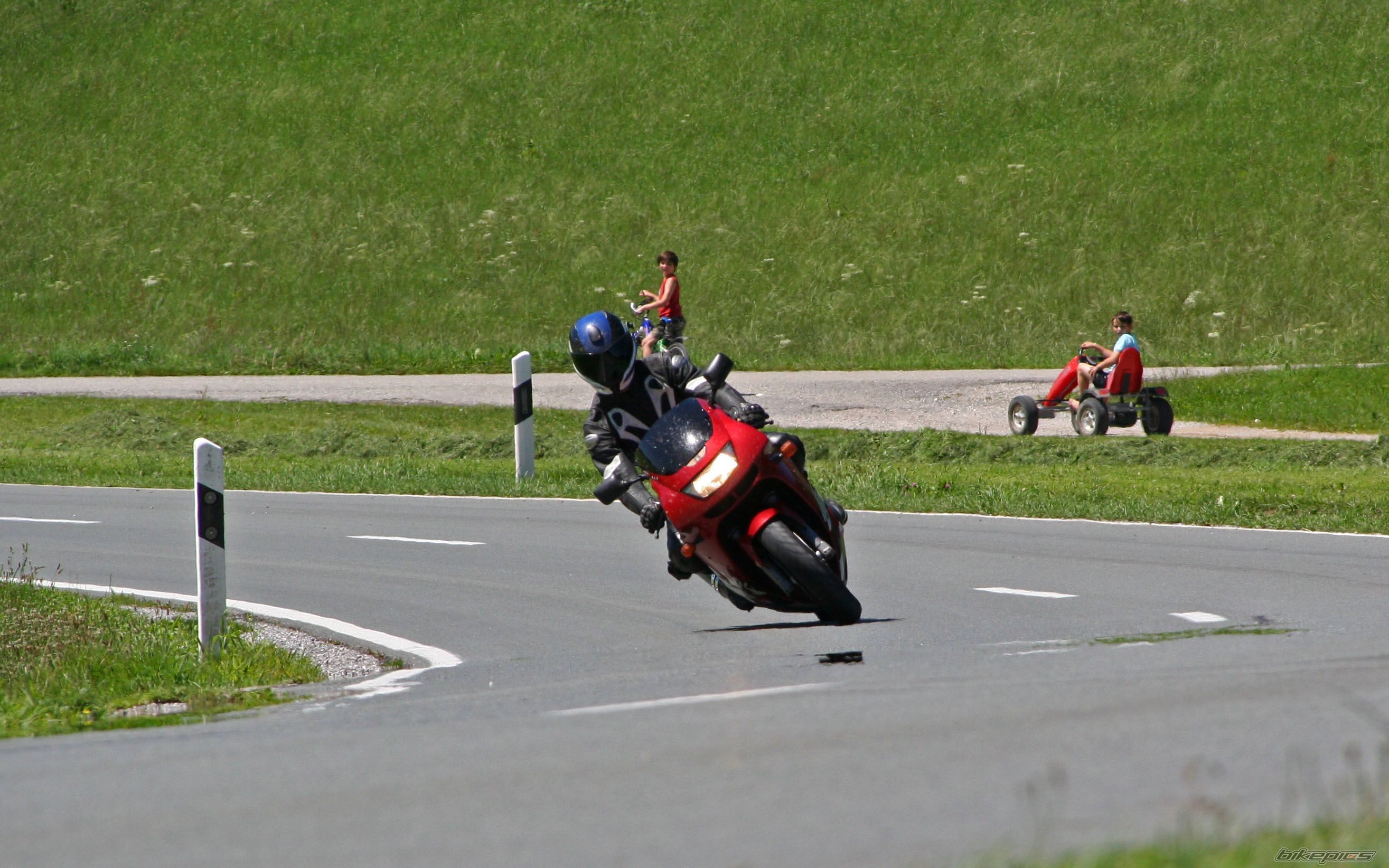 1997 KAWASAKI ZX 6R | Picture 2030572 motorcycle photo