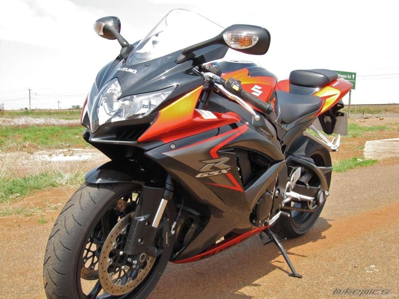 2009 SUZUKI GSX R 750 | Picture 2030827 motorcycle photo