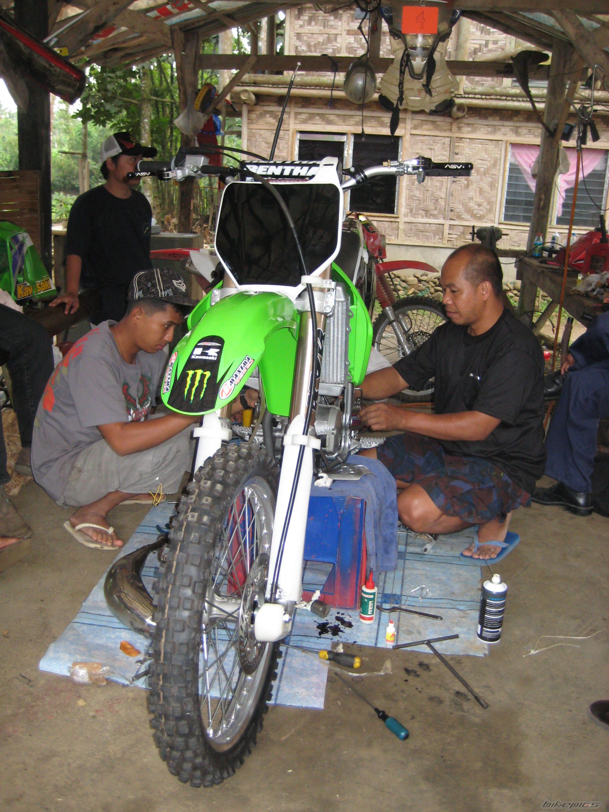 2009 KAWASAKI KMX 125 | Picture 2031007 motorcycle photo