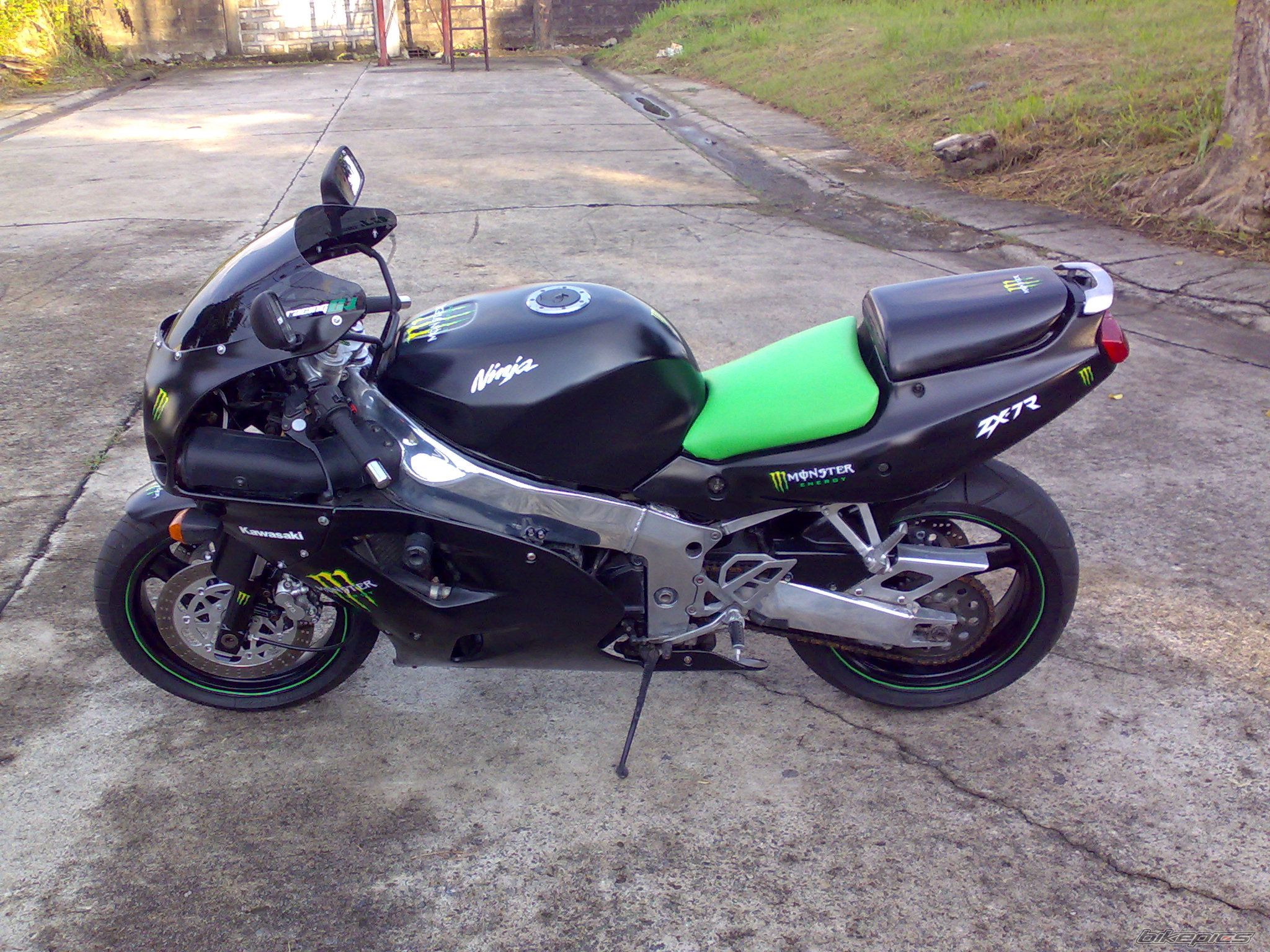 1994 KAWASAKI ZX 7R | Picture 2031026 motorcycle photo