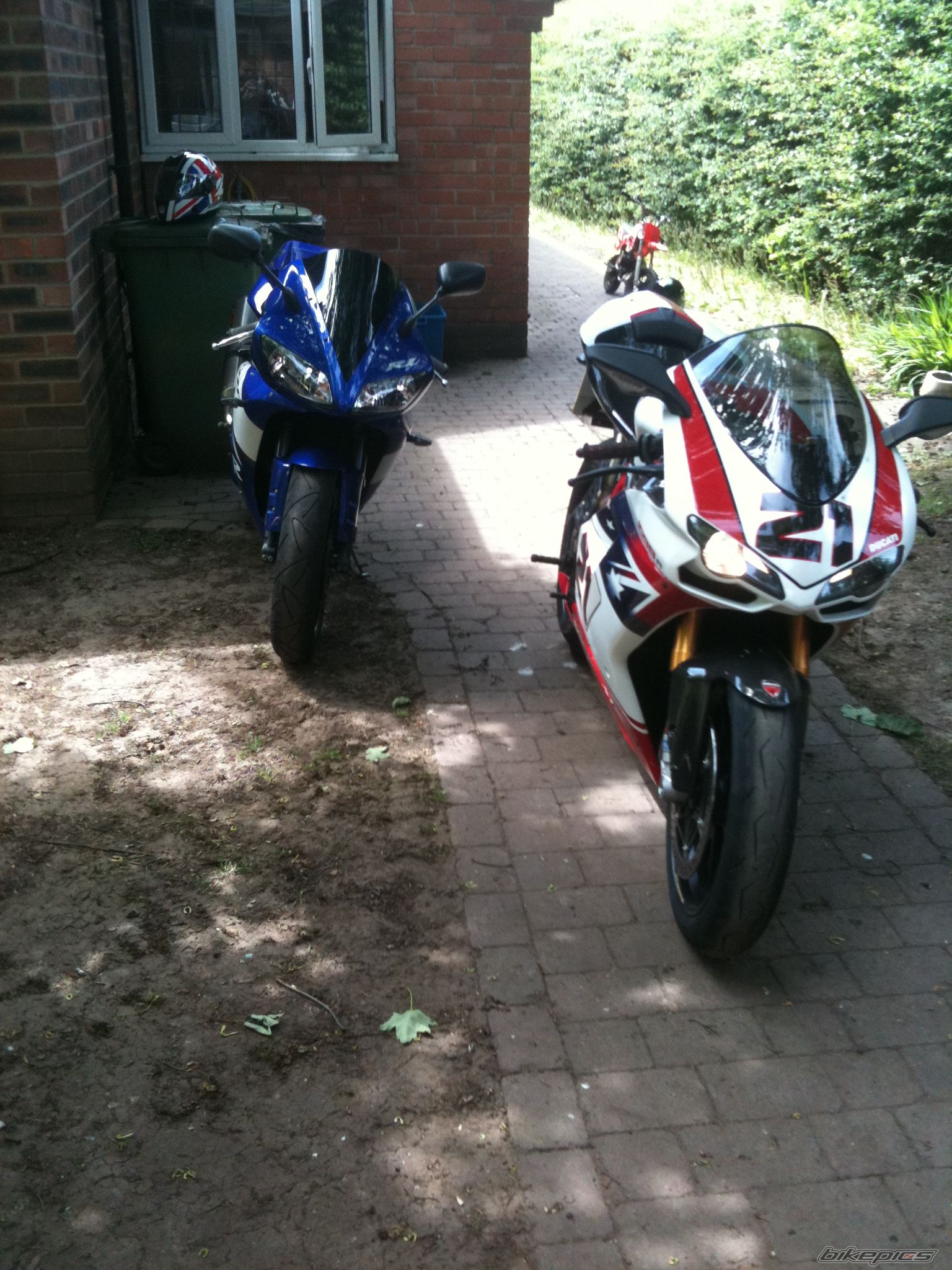 2003 YAMAHA YZF R1 | Picture 2033185 motorcycle photo