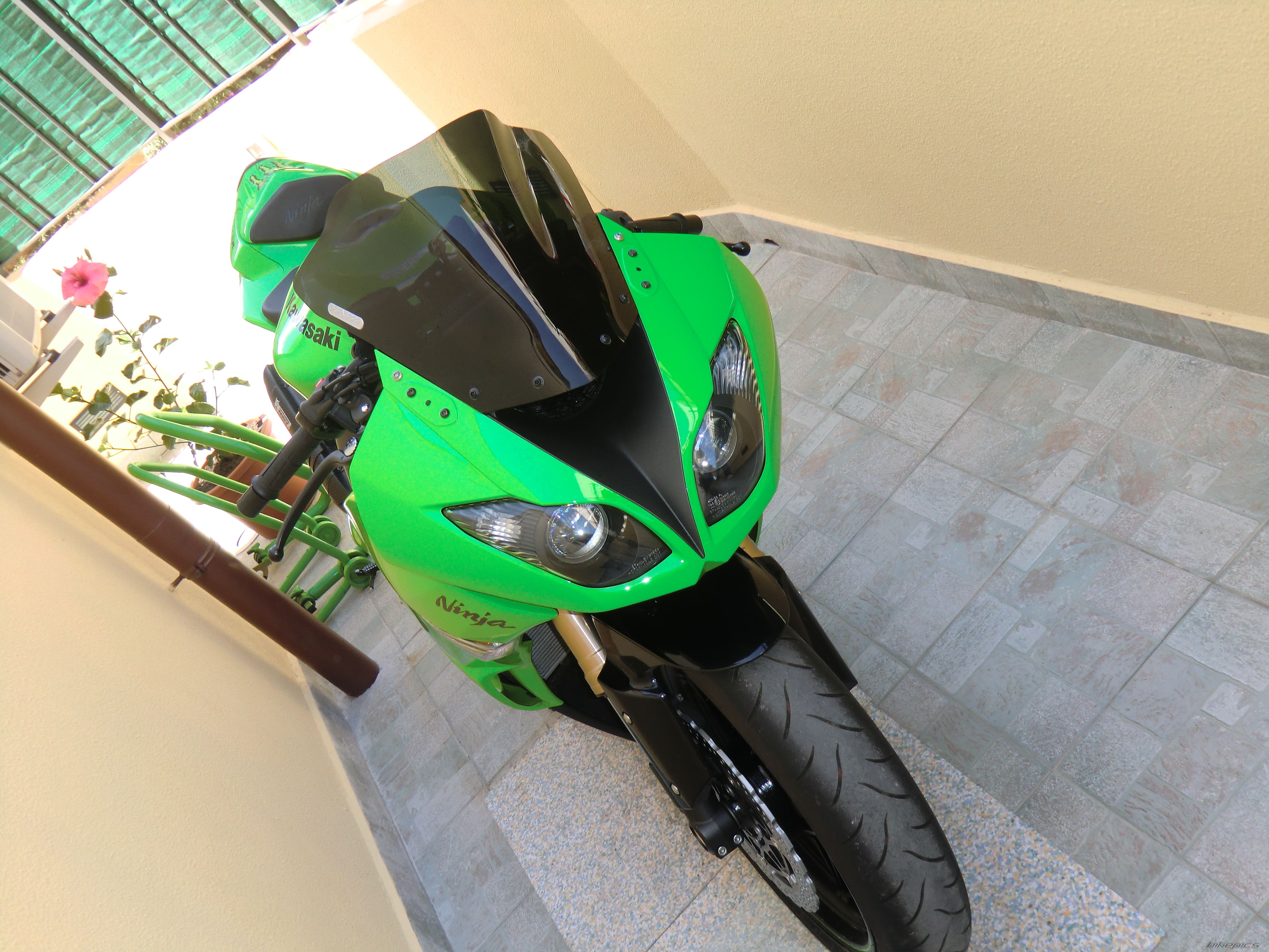 2010 KAWASAKI ZX 6R | Picture 2034701 motorcycle photo