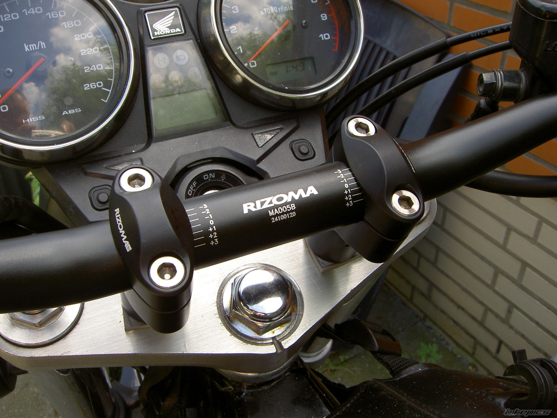 2005 HONDA CB1300 | Picture 2034895 motorcycle photo