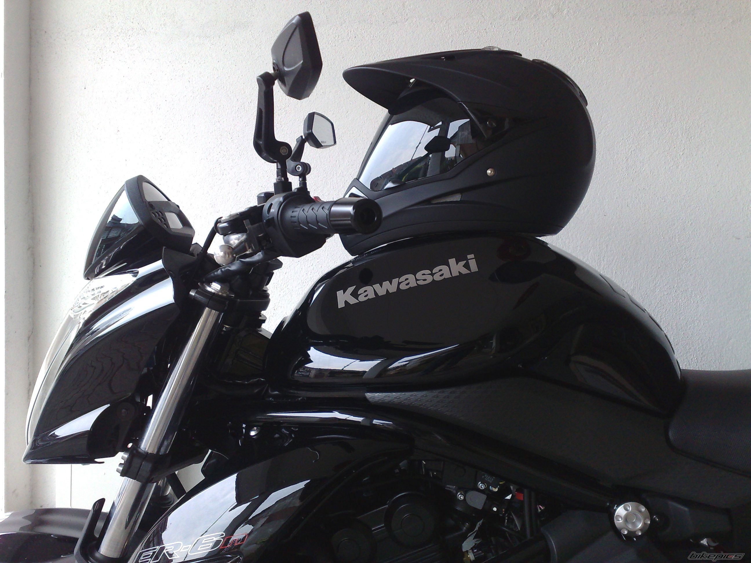2010 KAWASAKI ER 6N | Picture 2035190 motorcycle photo