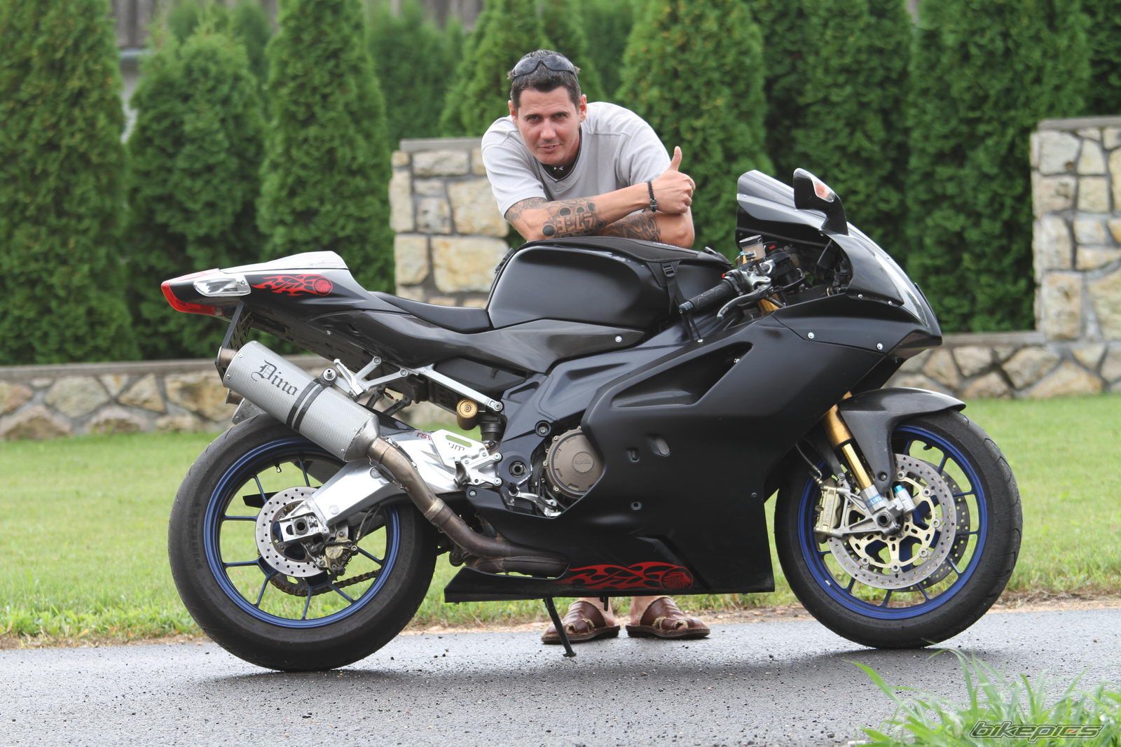 2004 APRILIA RSV MILLE FACTORY | Picture 2035334 motorcycle photo