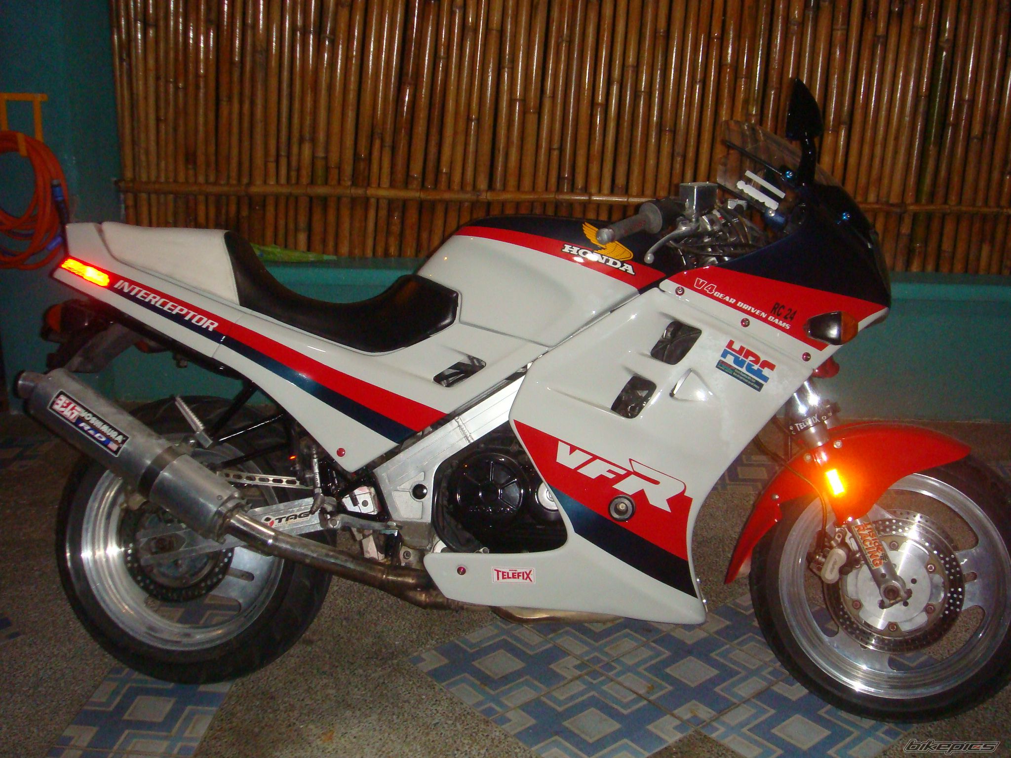 1986 HONDA VFR 750 | Picture 2036109 motorcycle photo