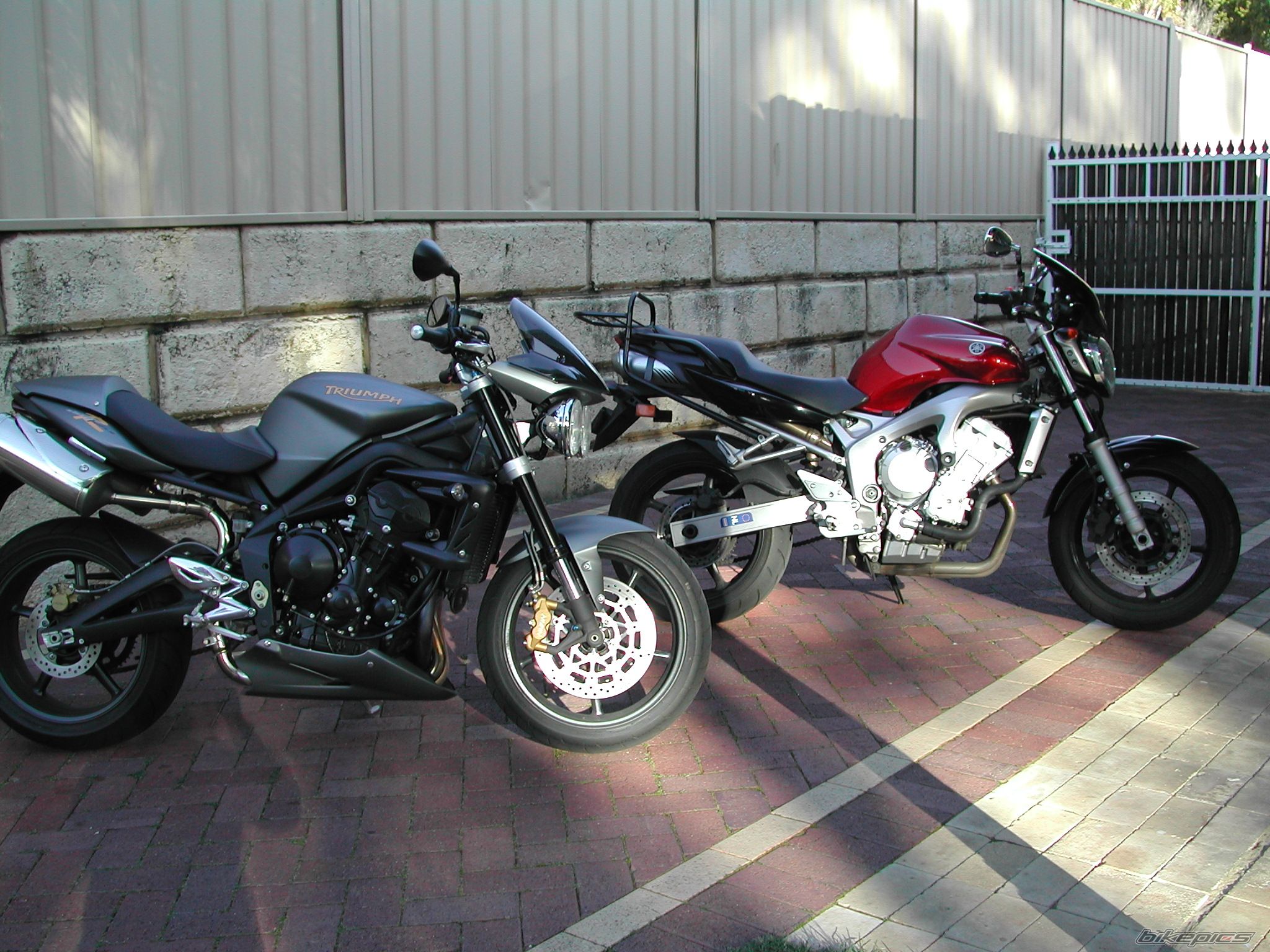 2009 TRIUMPH STREET TRIPLE R | Picture 2036526 motorcycle photo