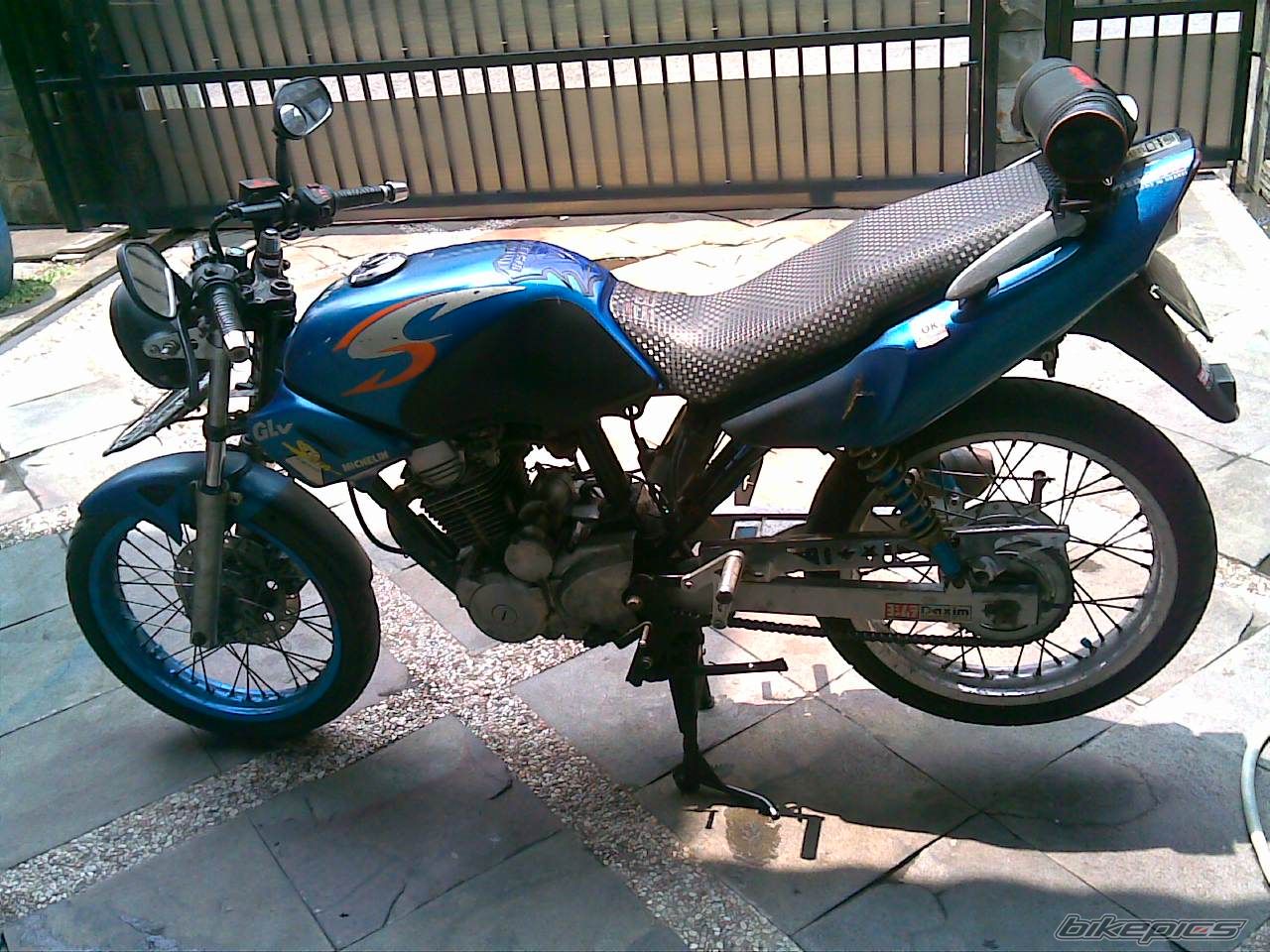 1996 HONDA GL 200 | Picture 2036987 motorcycle photo