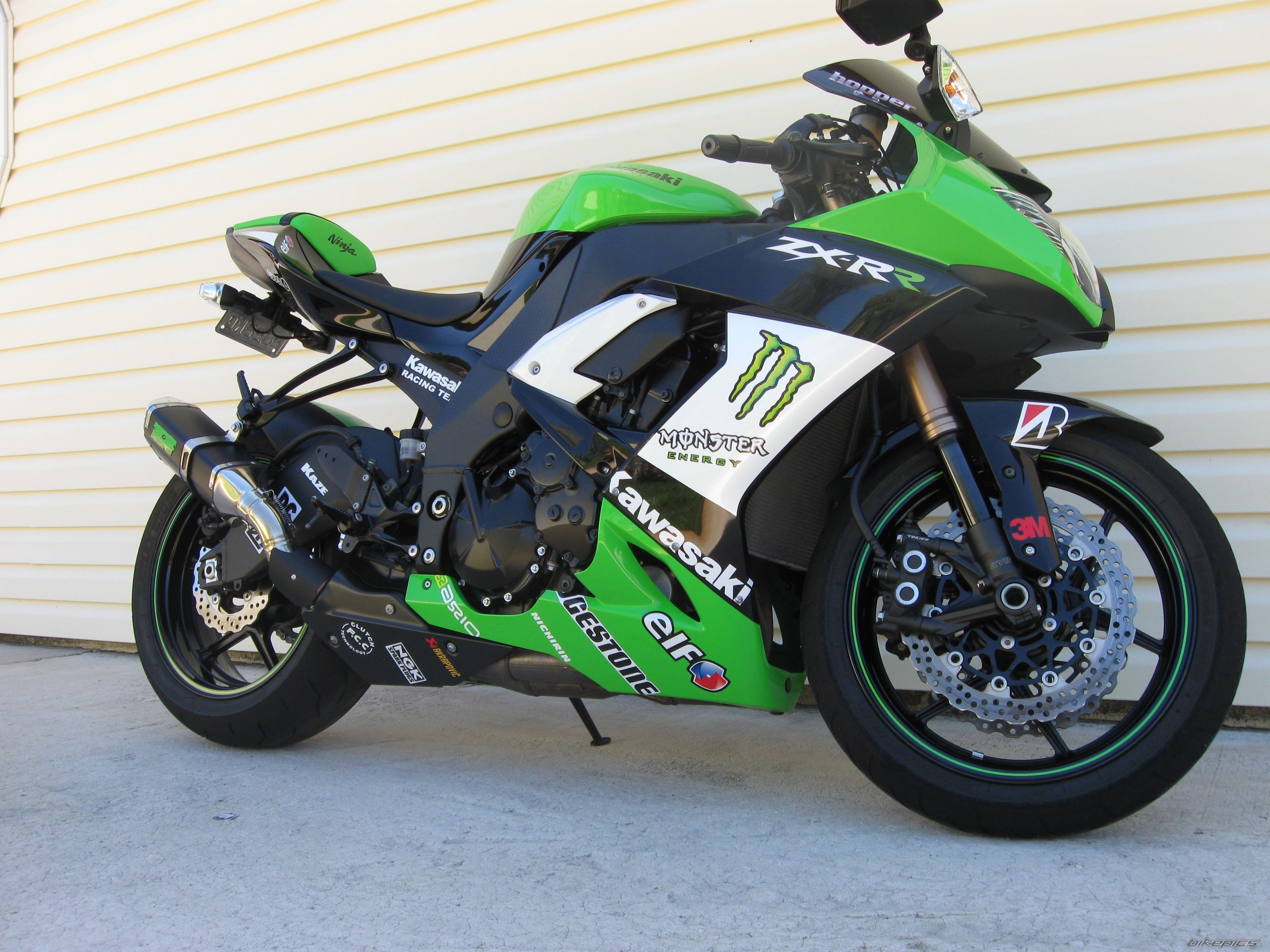 2009 KAWASAKI ZX 10R | Picture 2037030 motorcycle photo