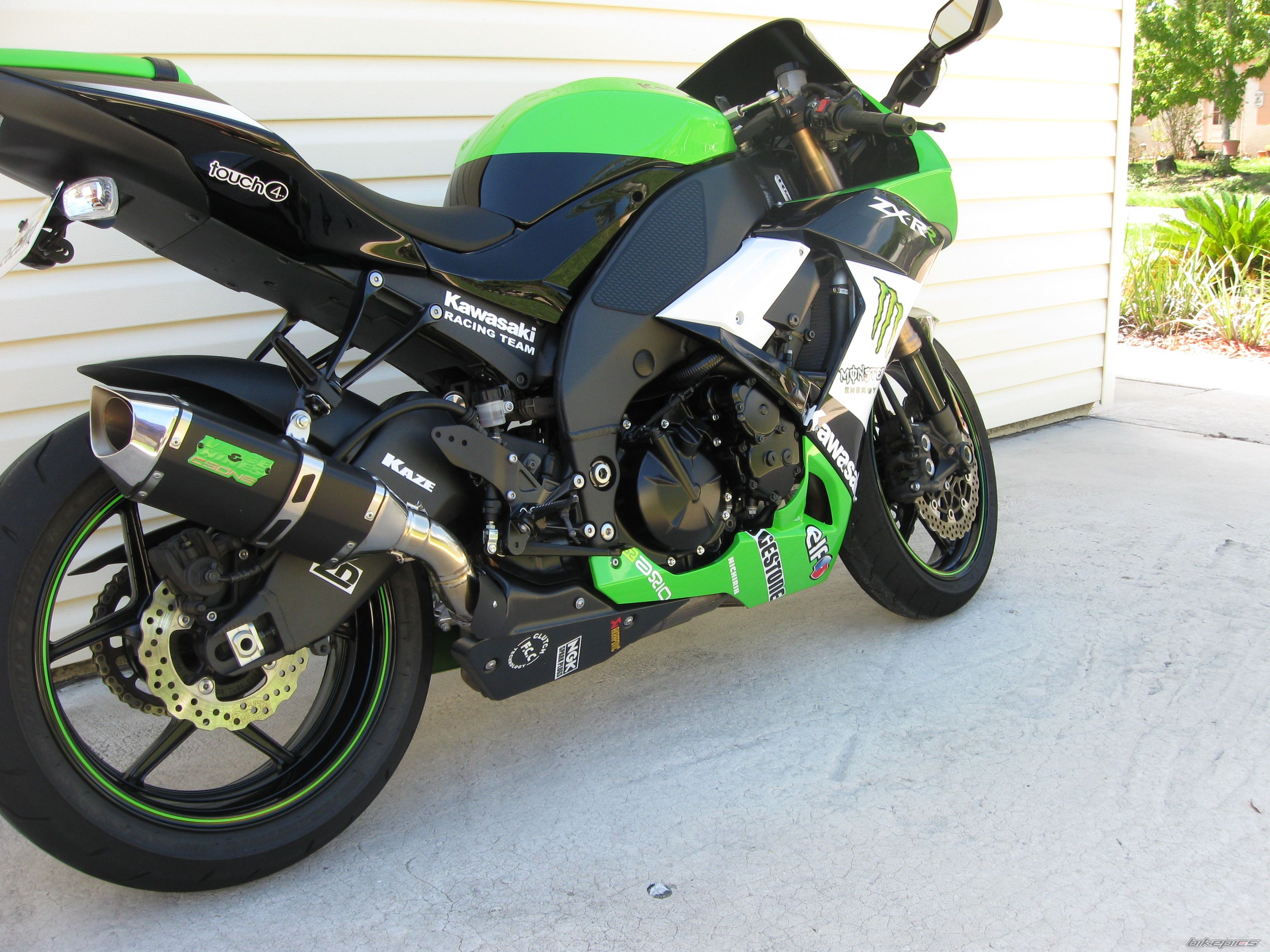 2009 KAWASAKI ZX 10R | Picture 2037032 motorcycle photo