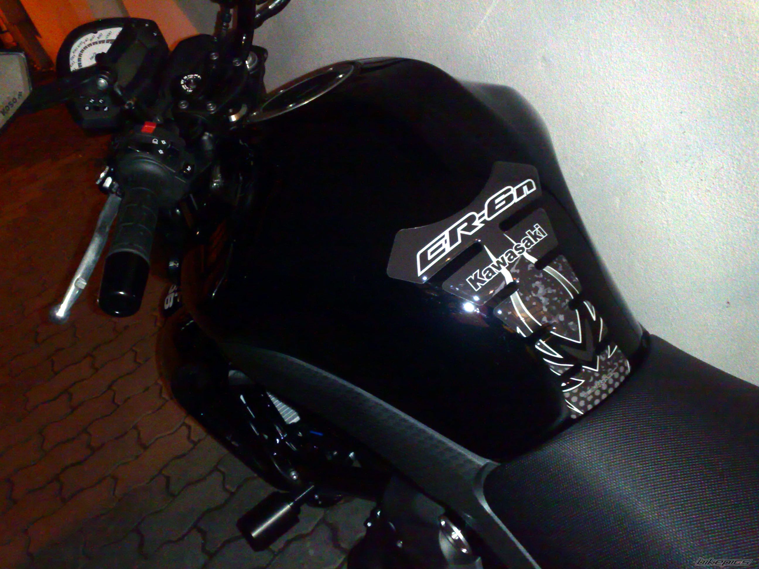2010 KAWASAKI ER 6N | Picture 2037078 motorcycle photo