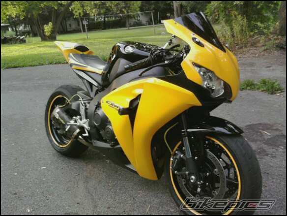 2008 HONDA CBR 1000  RR | Picture 2037670 motorcycle photo