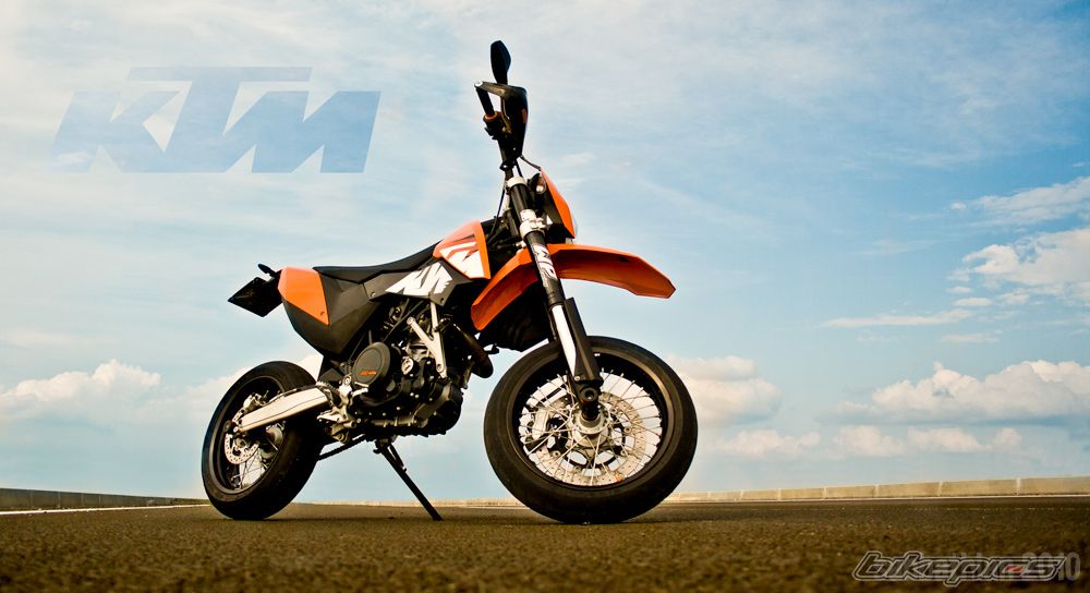 2008 KTM 690 SUPERMOTO | Picture 2038002 motorcycle photo