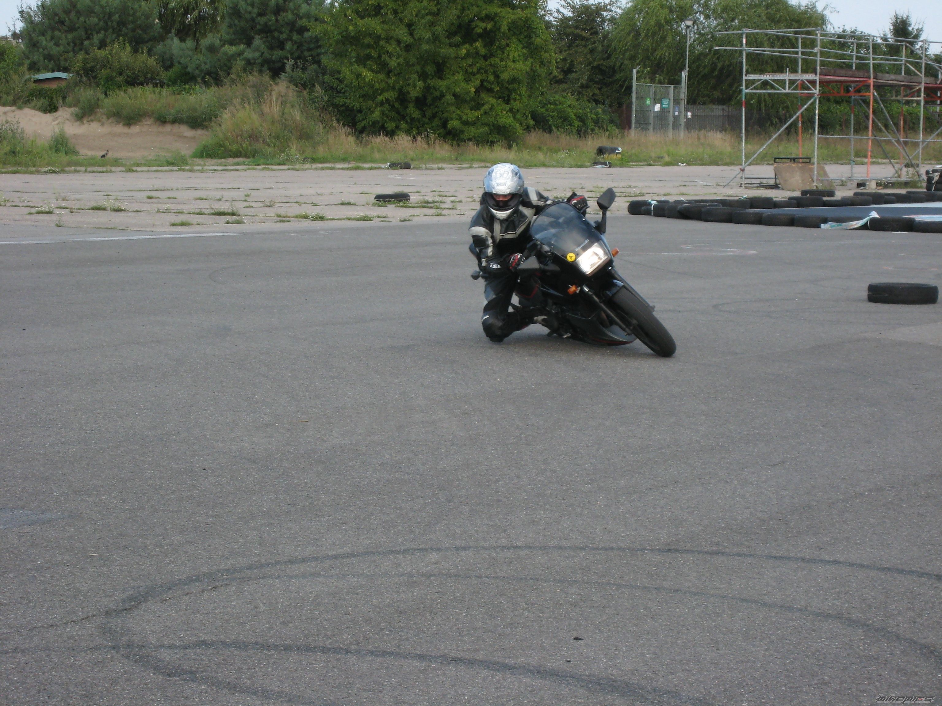 1992 KAWASAKI GPZ 500 | Picture 2039172 motorcycle photo
