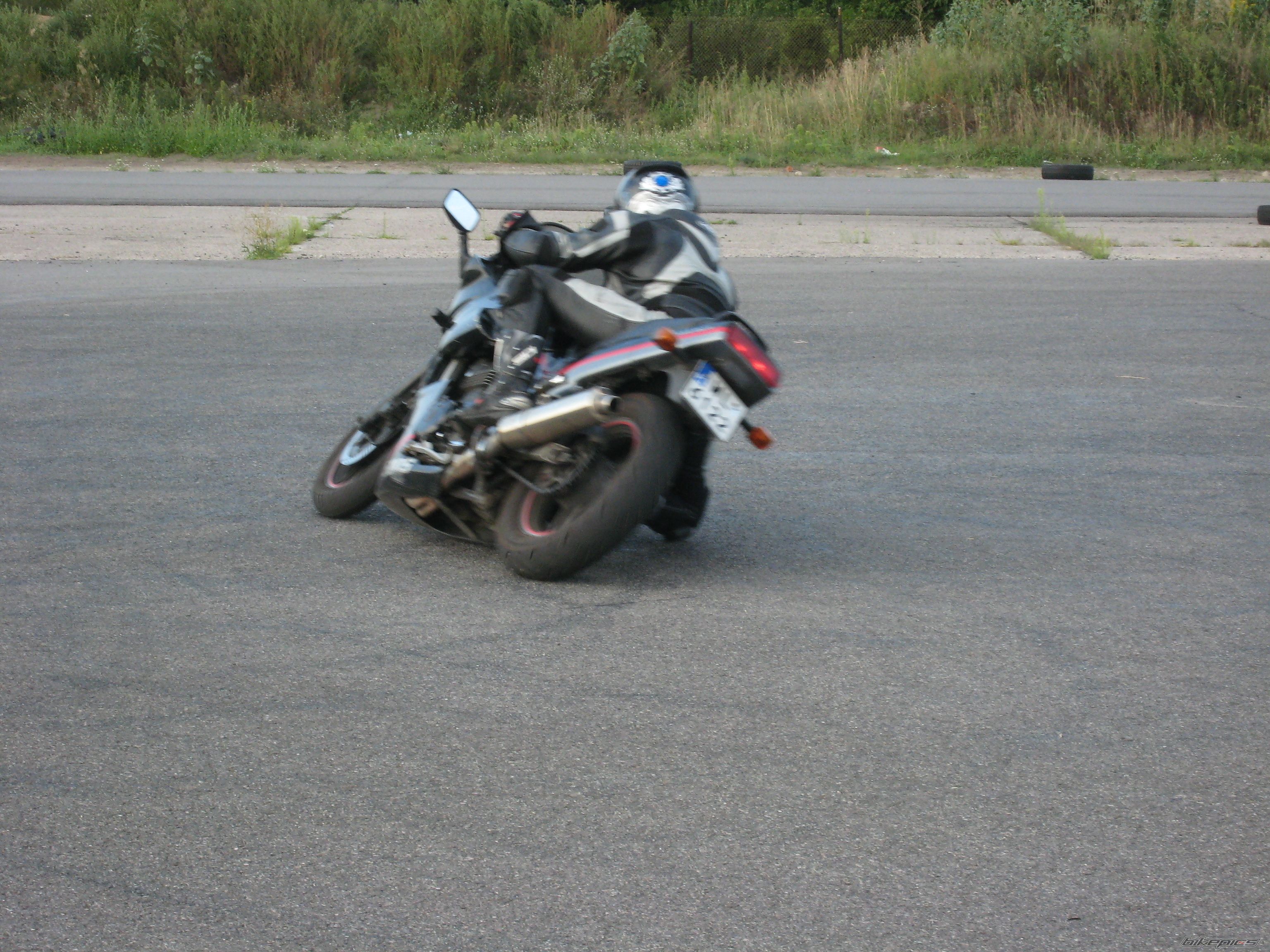 1992 KAWASAKI GPZ 500 | Picture 2039174 motorcycle photo