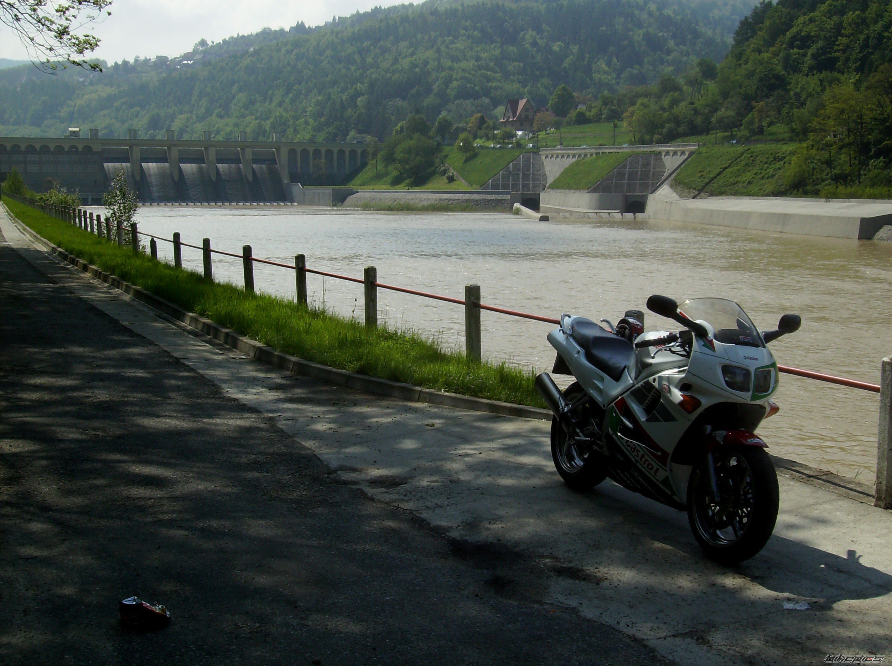 1994 HONDA VFR 750 | Picture 2040055 motorcycle photo