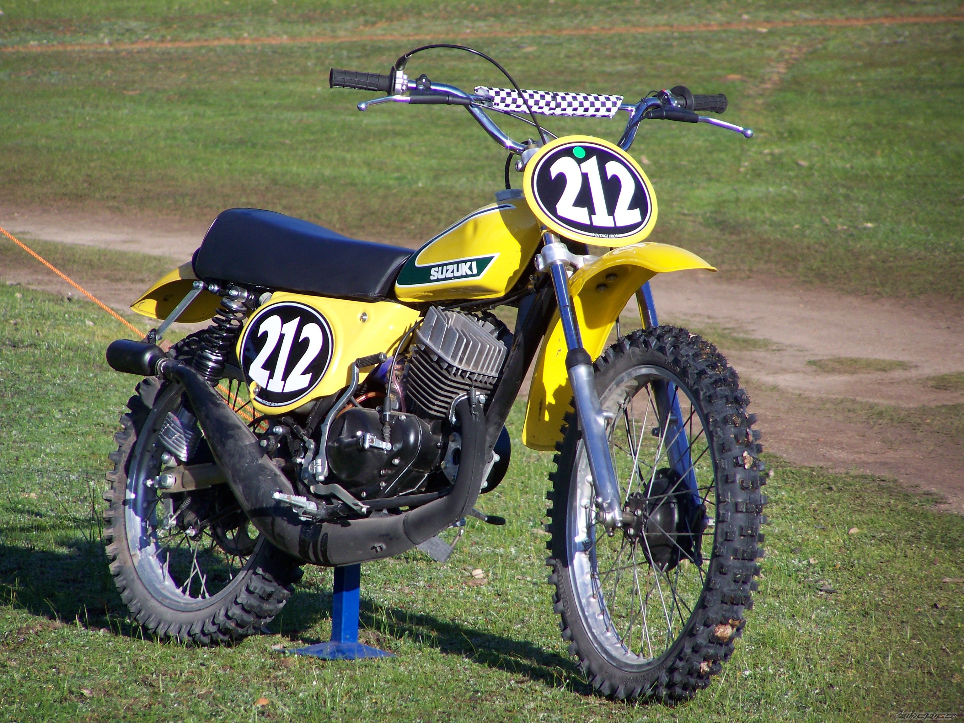1974 SUZUKI TS 185 | Picture 2040268 motorcycle photo