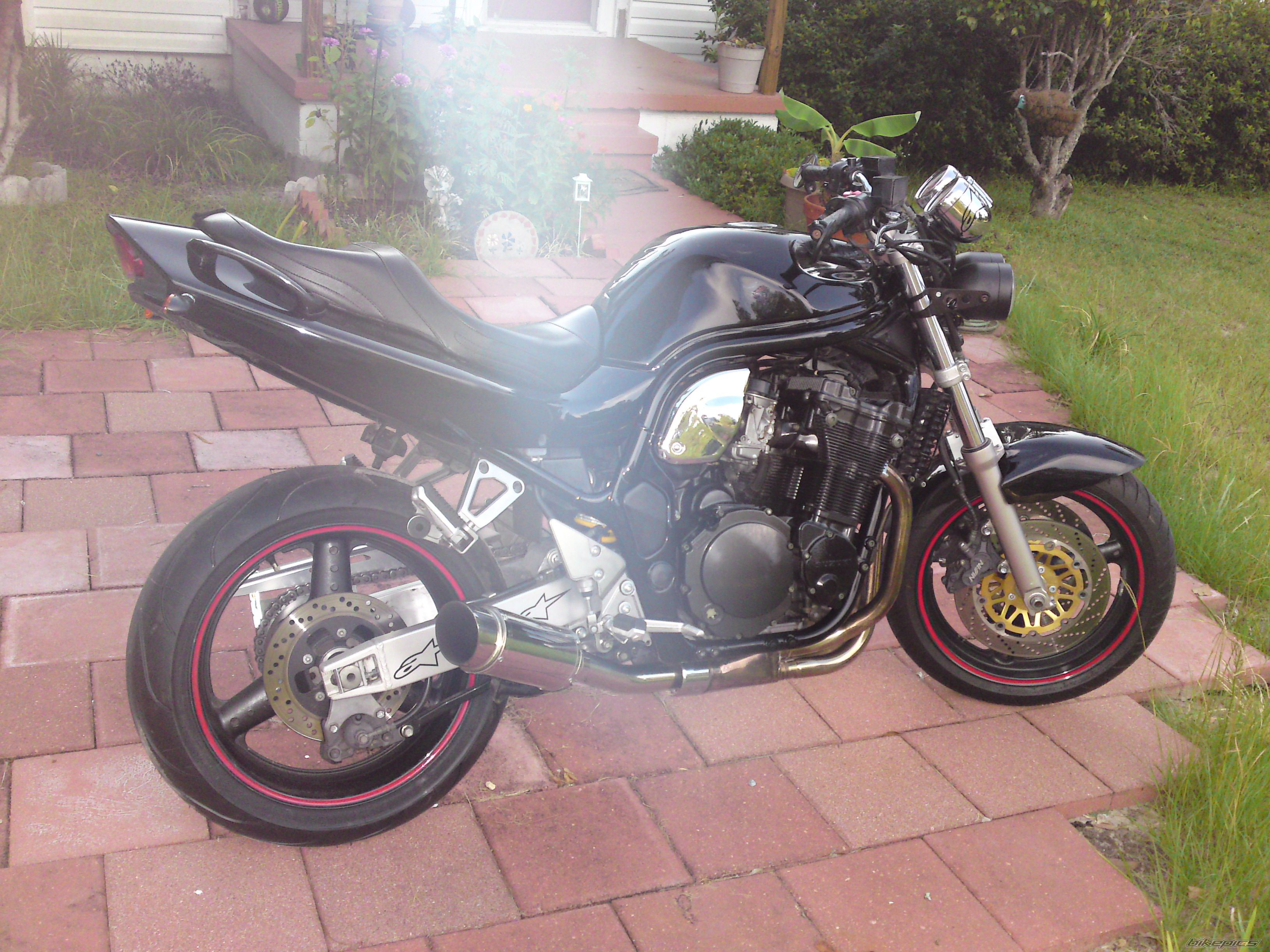 1998 SUZUKI BANDIT 1200S | Picture 2040657 motorcycle photo