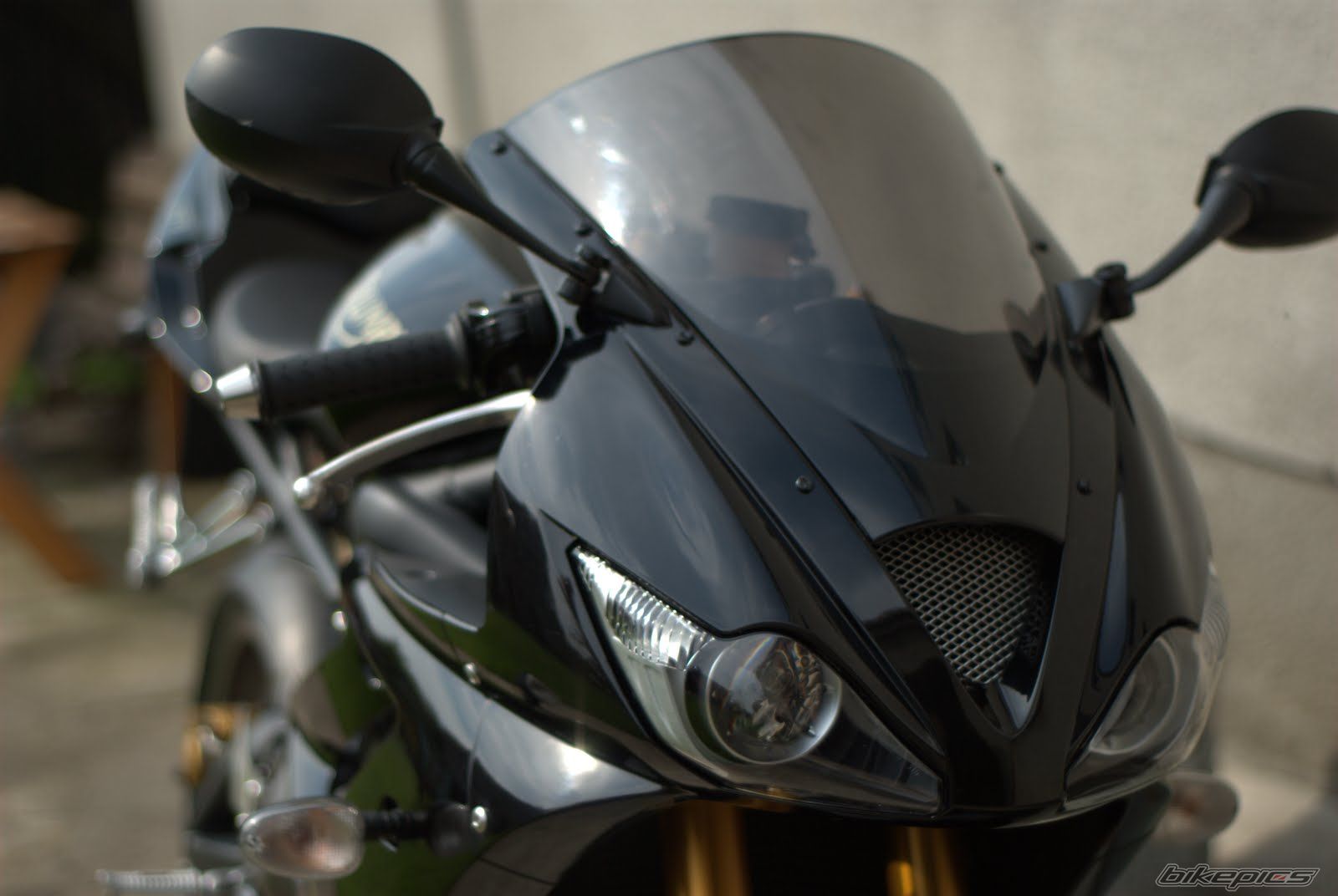 2007 TRIUMPH DAYTONA 675 | Picture 2042147 motorcycle photo