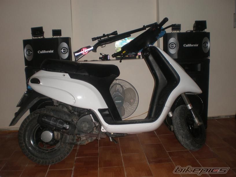 2010 PIAGGIO TYPHOON 80 | Picture 2042799 motorcycle photo