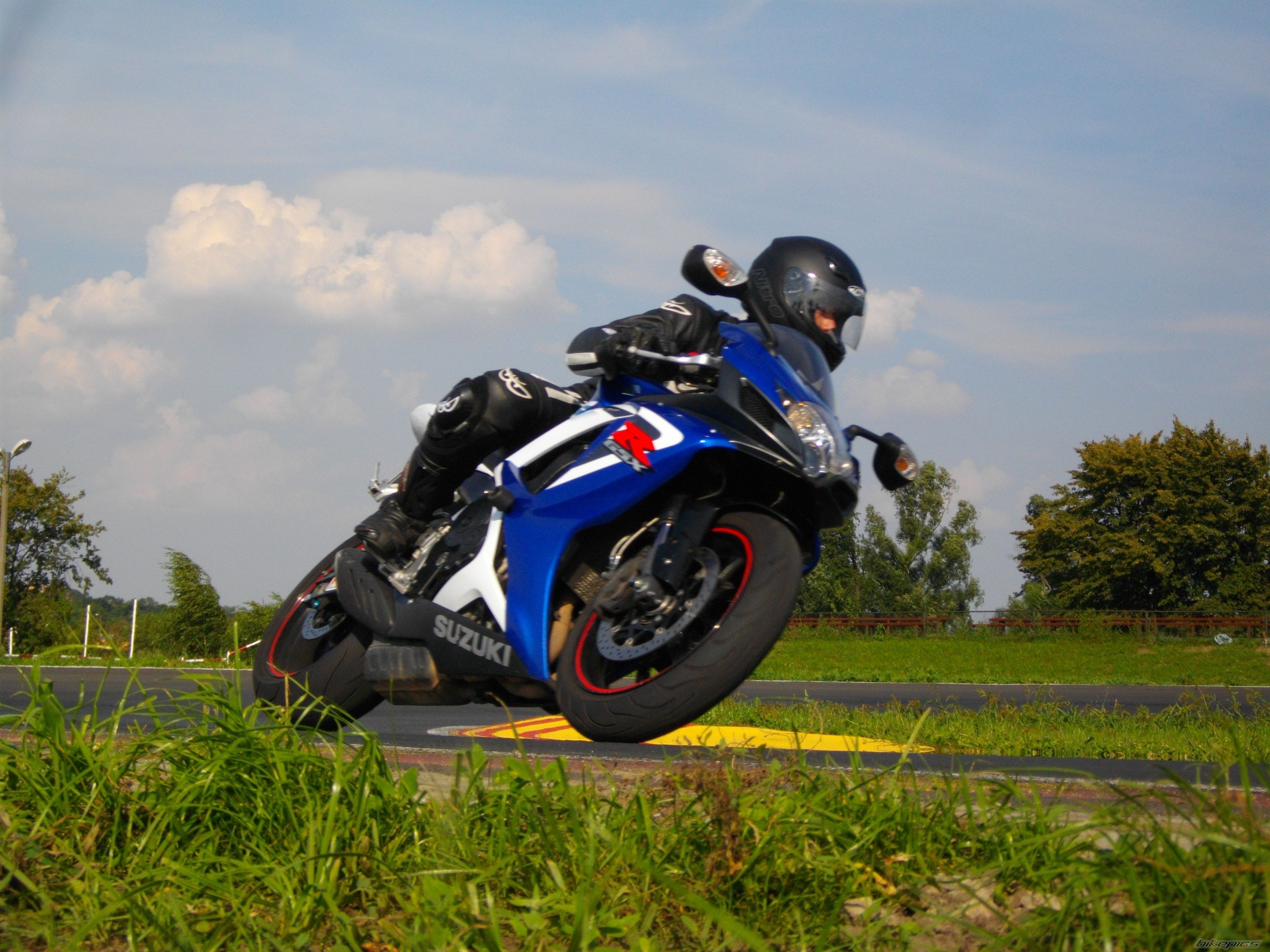 2006 SUZUKI GSX R 750 | Picture 2043292 motorcycle photo