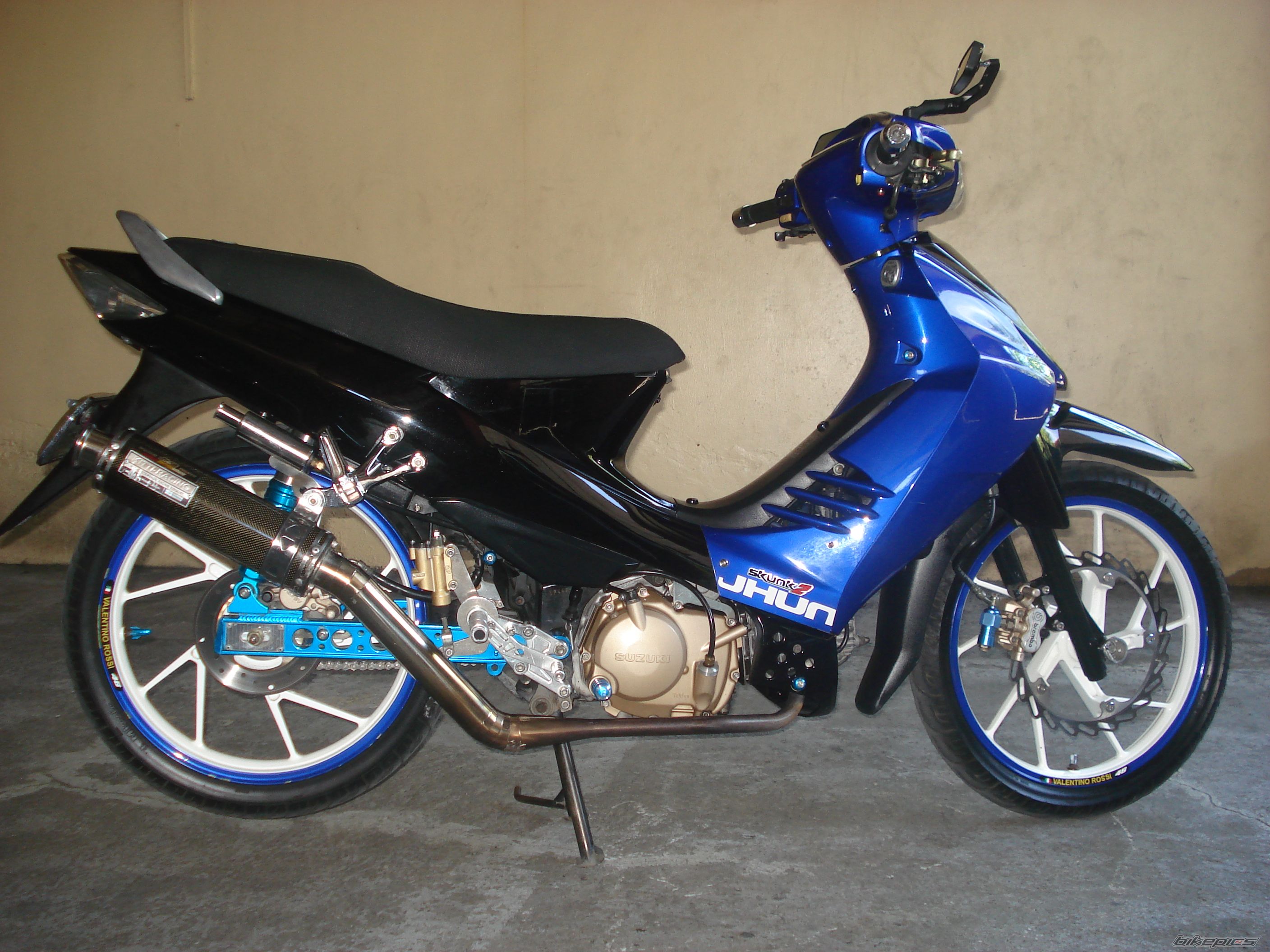    | Picture 2044042 motorcycle photo