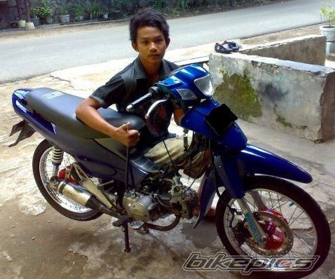2010 SUZUKI SHOGUN SP 125 | Picture 2046009 motorcycle photo