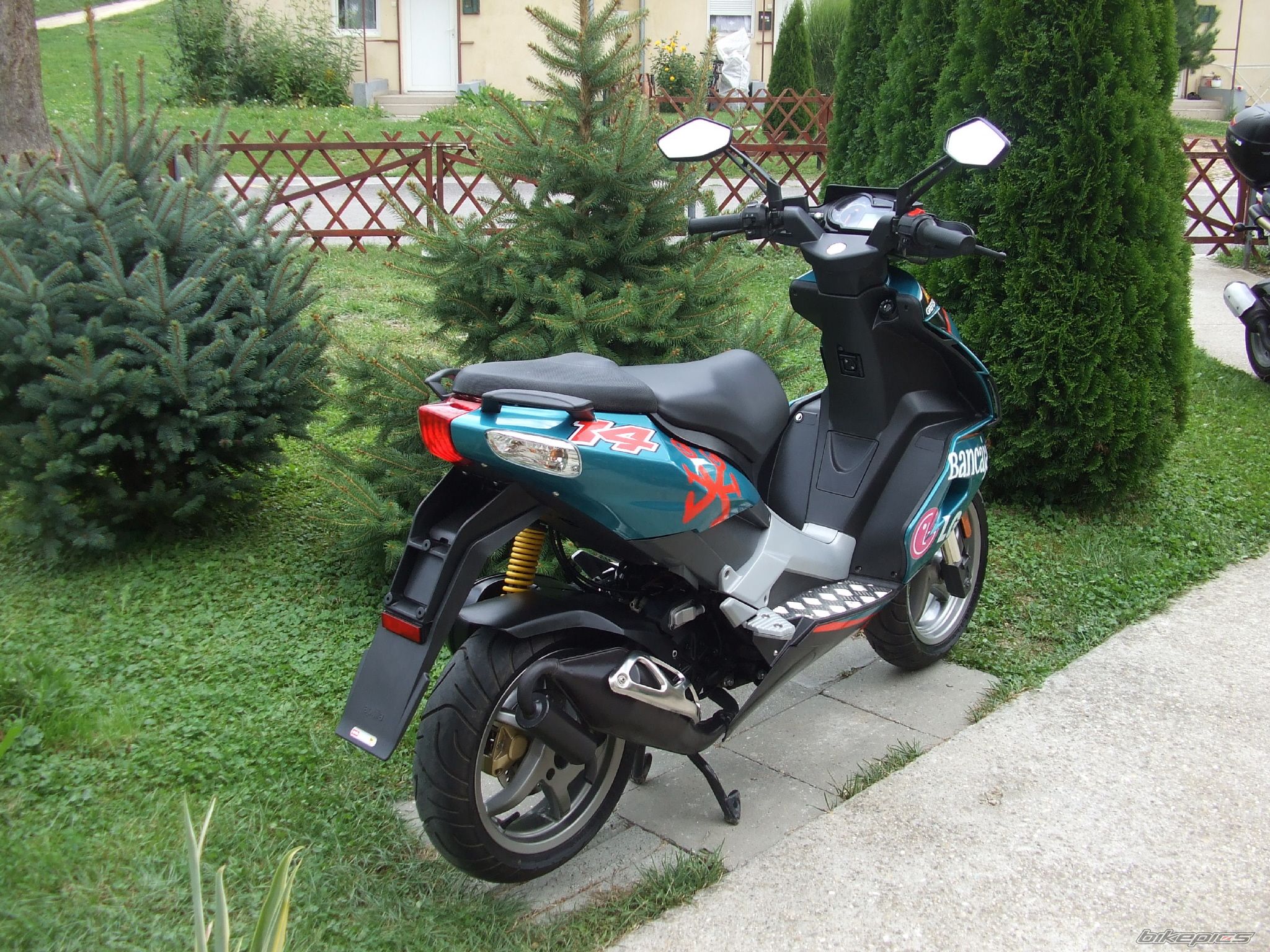 2008 APRILIA SR 50 | Picture 2046363 motorcycle photo