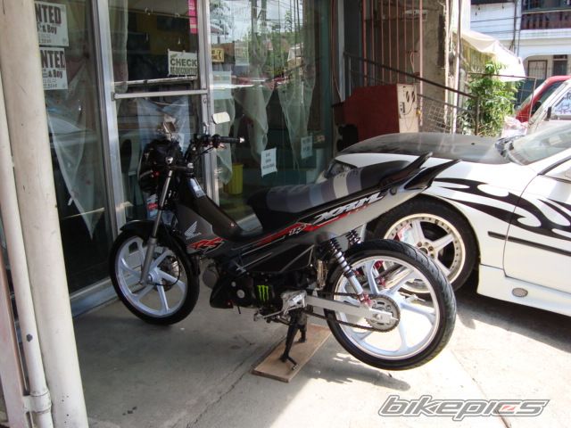 2010 HONDA XRM 110 | Picture 2046461 motorcycle photo