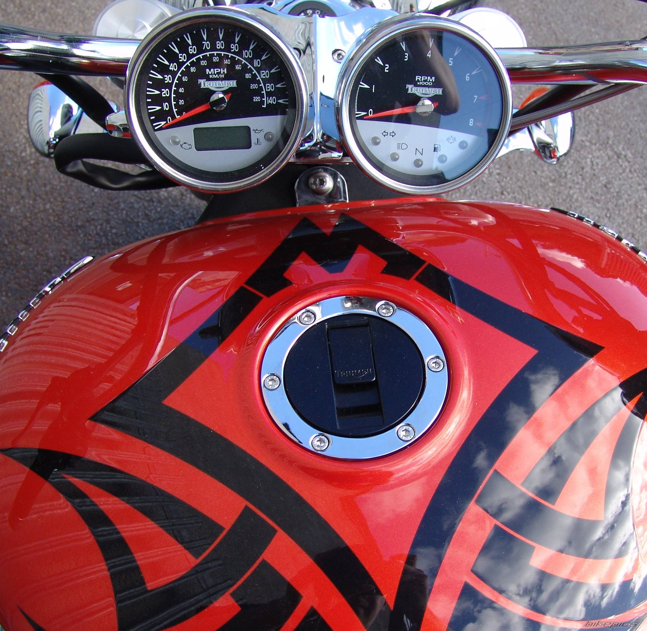 2004 TRIUMPH ROCKET III | Picture 204647 motorcycle photo