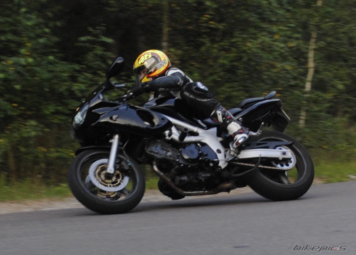 2000 SUZUKI SV 650S | Picture 2048564 motorcycle photo