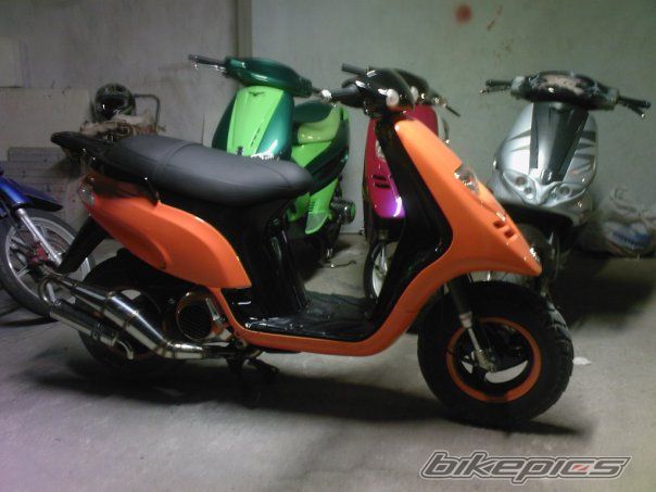 2010 PIAGGIO TYPHOON 125 | Picture 2048989 motorcycle photo