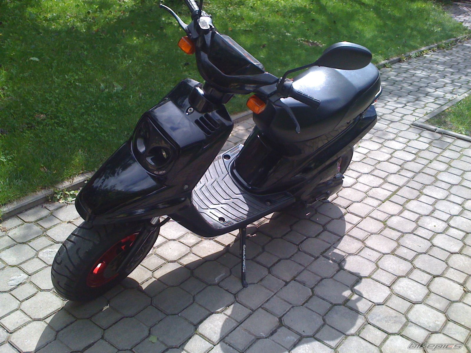 1994 MBK BOOSTER | Picture 2049848 motorcycle photo