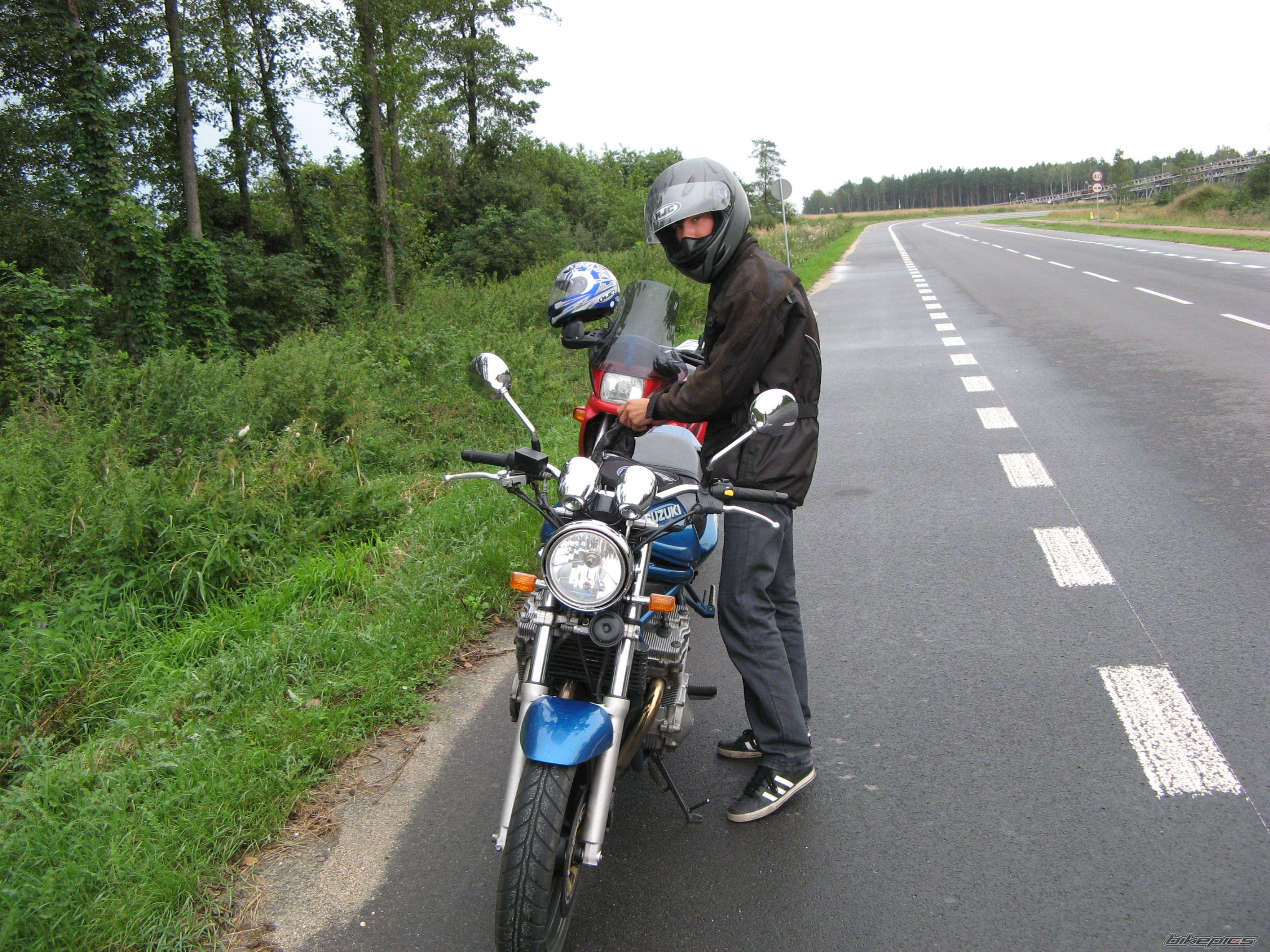 1998 SUZUKI BANDIT 600 | Picture 2049877 motorcycle photo