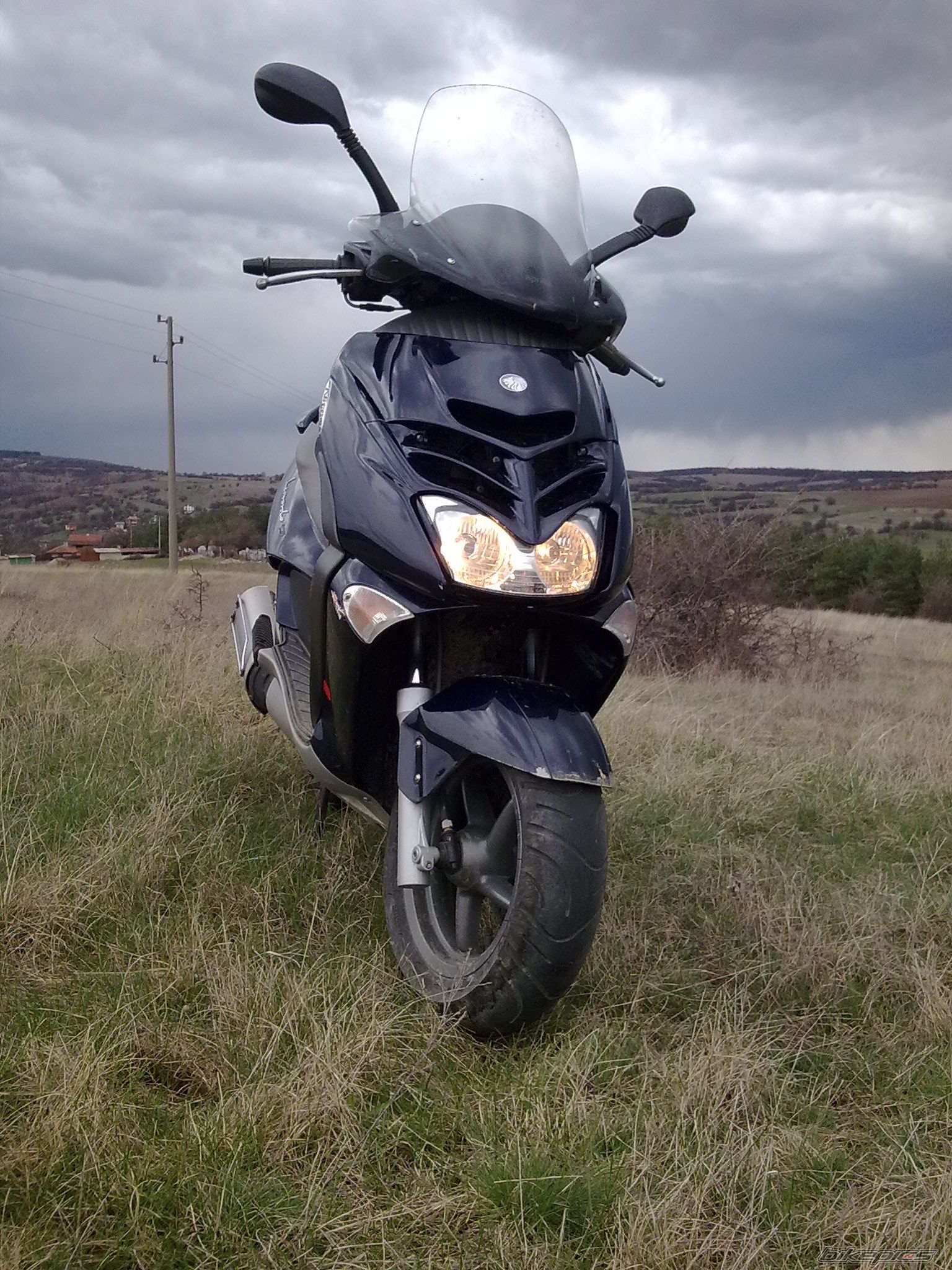 2004 APRILIA LEONARDO 125 | Picture 2049915 motorcycle photo