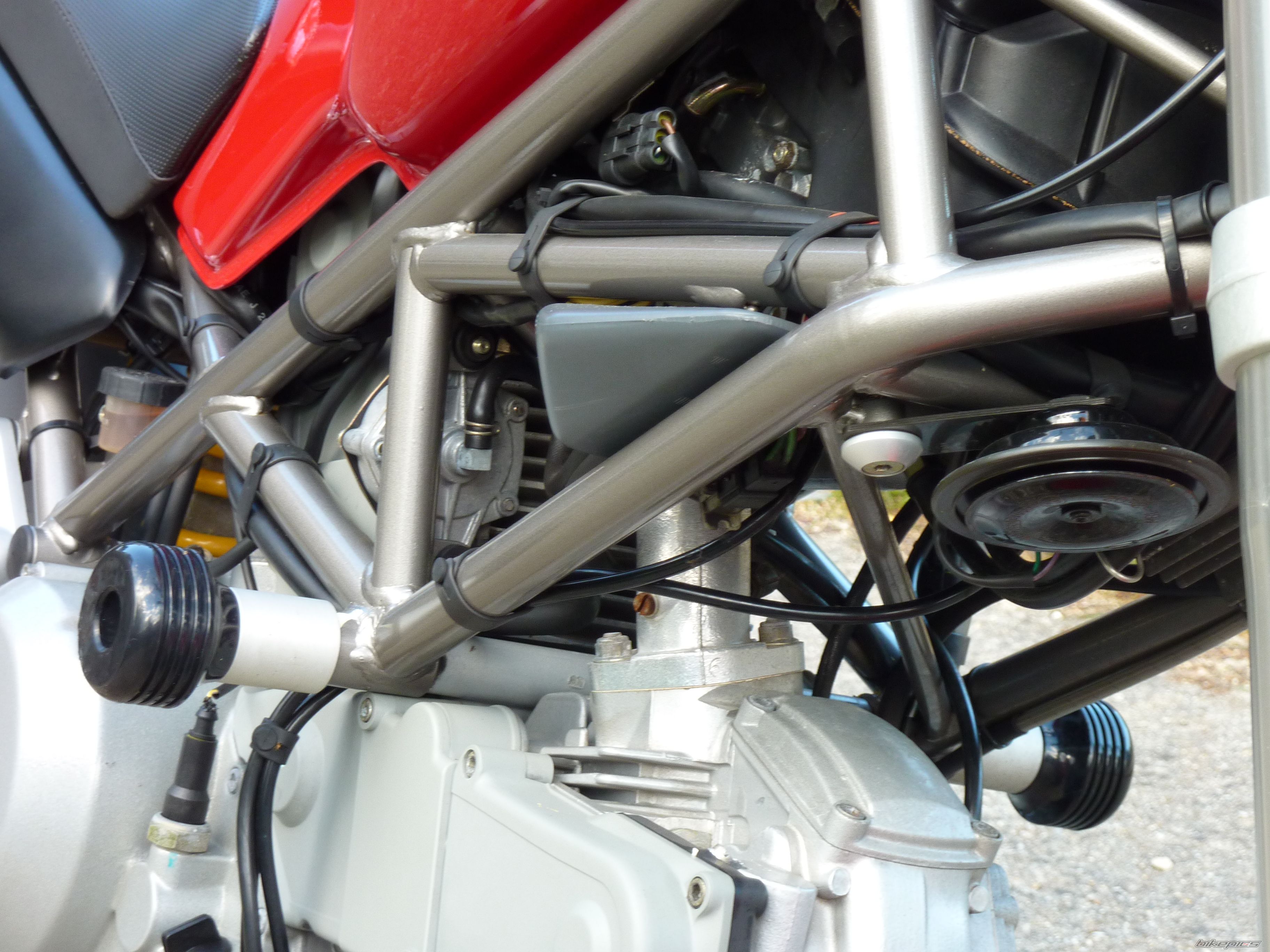 2001 DUCATI MONSTER 600 | Picture 2050356 motorcycle photo