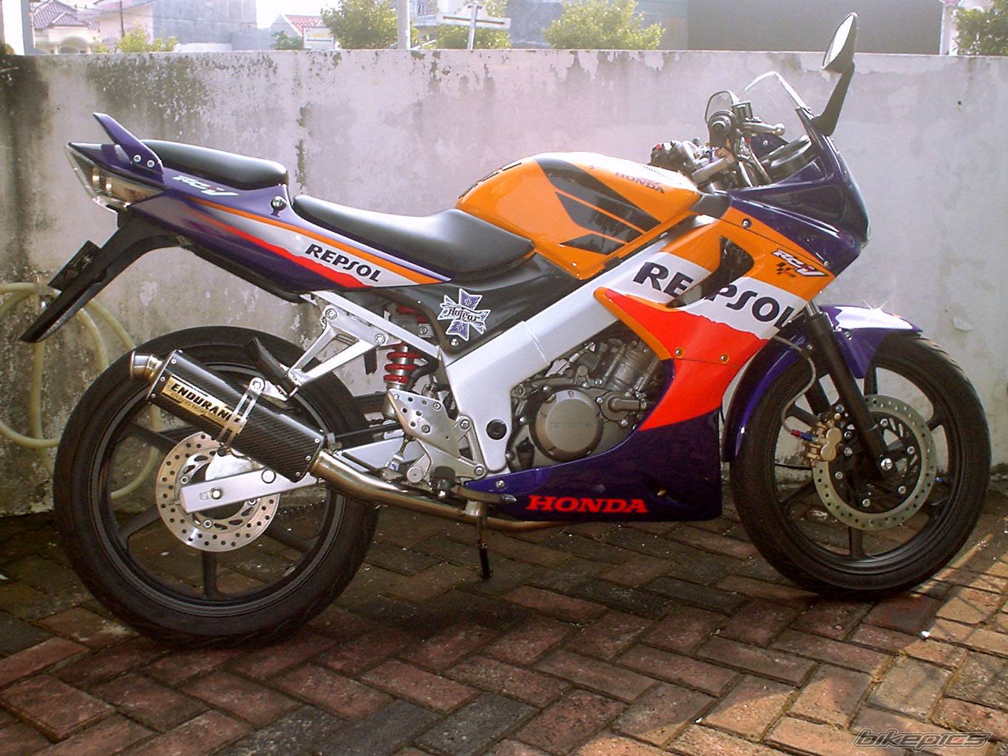 2003 HONDA CBR 150 | Picture 205067 motorcycle photo